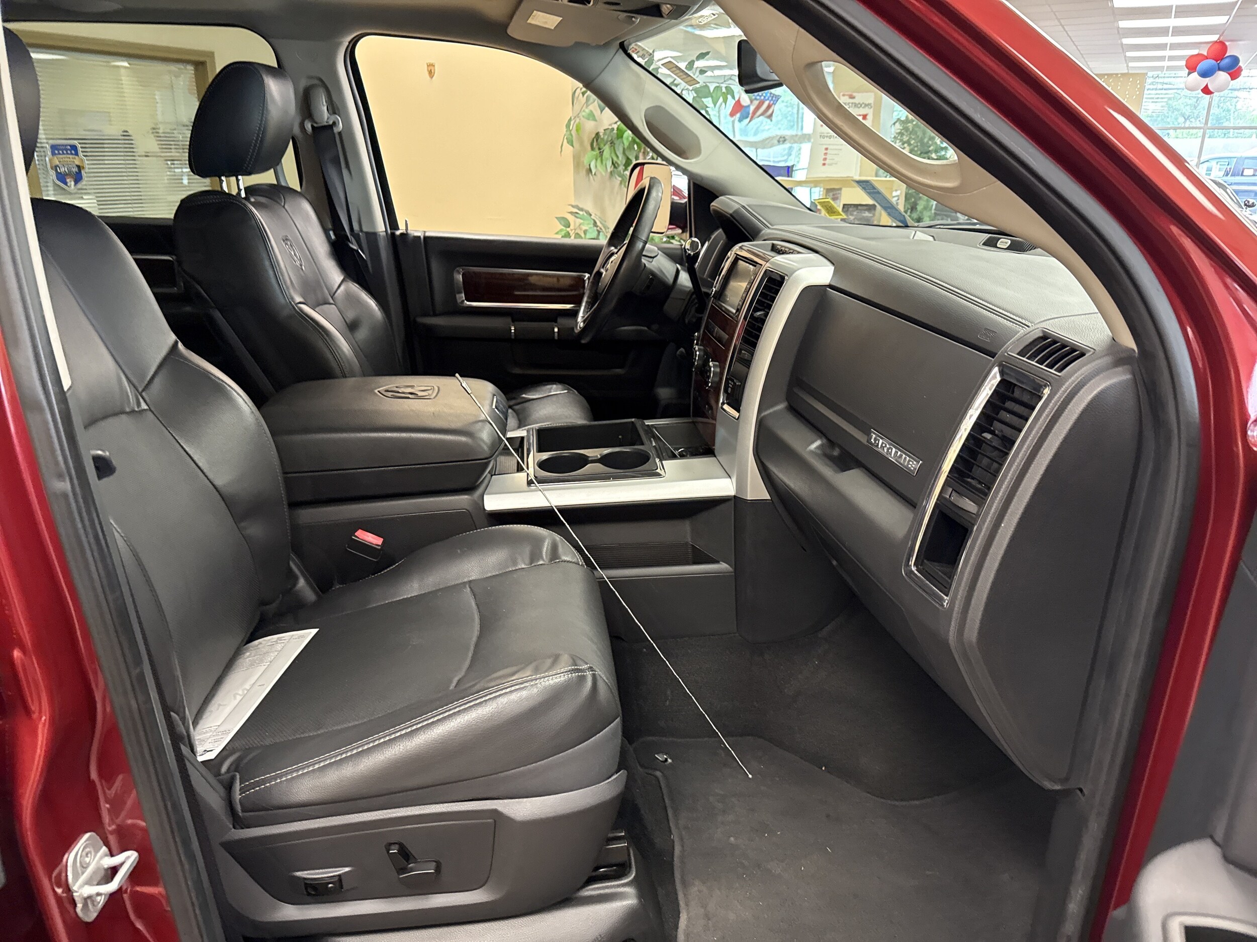 2012 RAM Ram 2500 Pickup Laramie - Photo 17