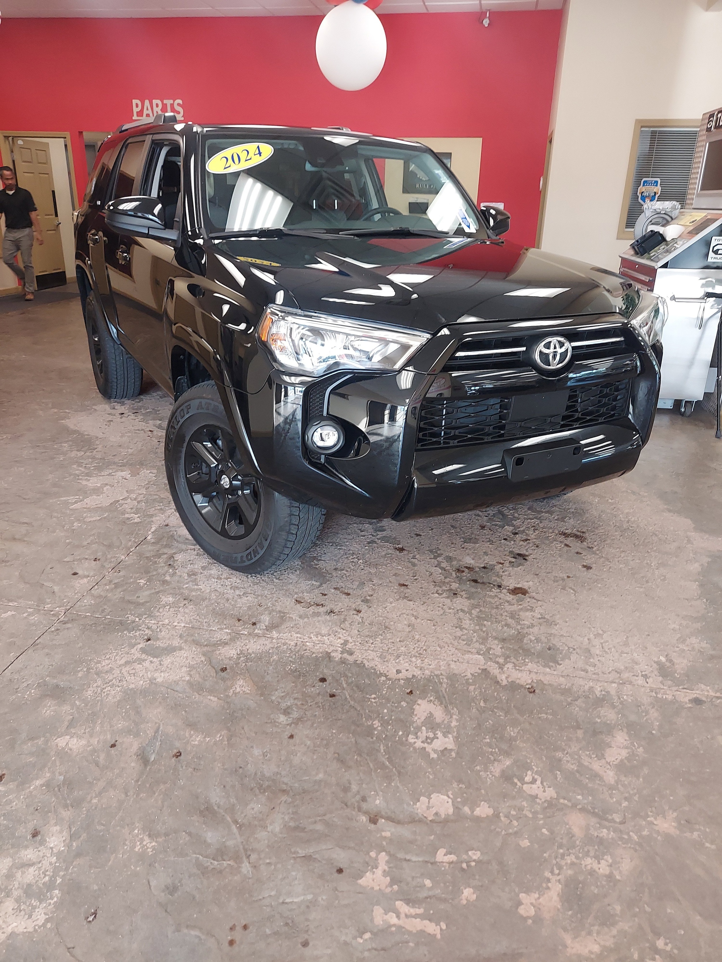 2024 Toyota 4Runner SR5's photo