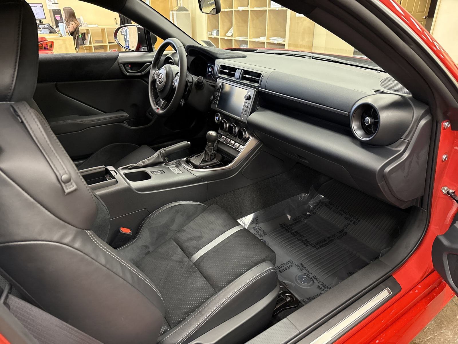 2025 Toyota GR86 Premium - Photo 11