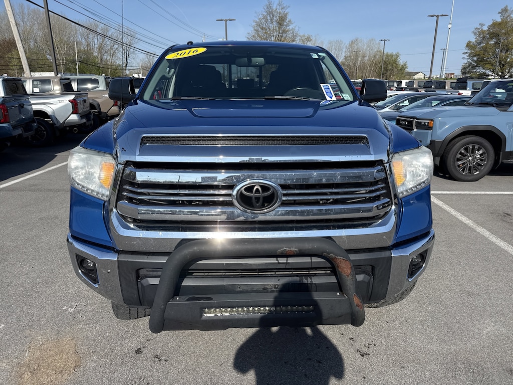 Used 2016 Toyota Tundra SR5 5.7L V8 Truck Double Cab