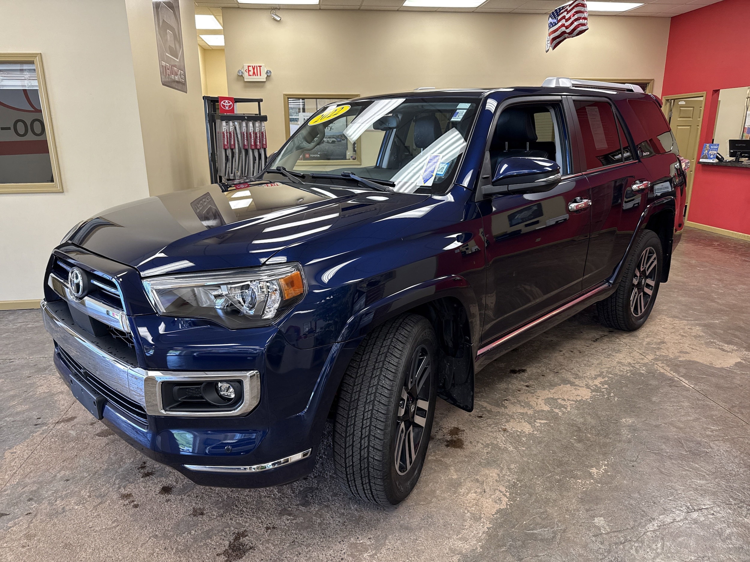 2022 Toyota 4Runner Limited photo 3