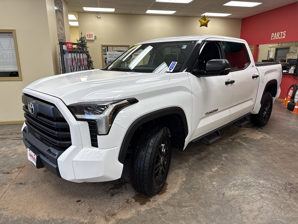 Used 2022 Toyota Tundra SR5 3.5L V6 Truck CrewMax