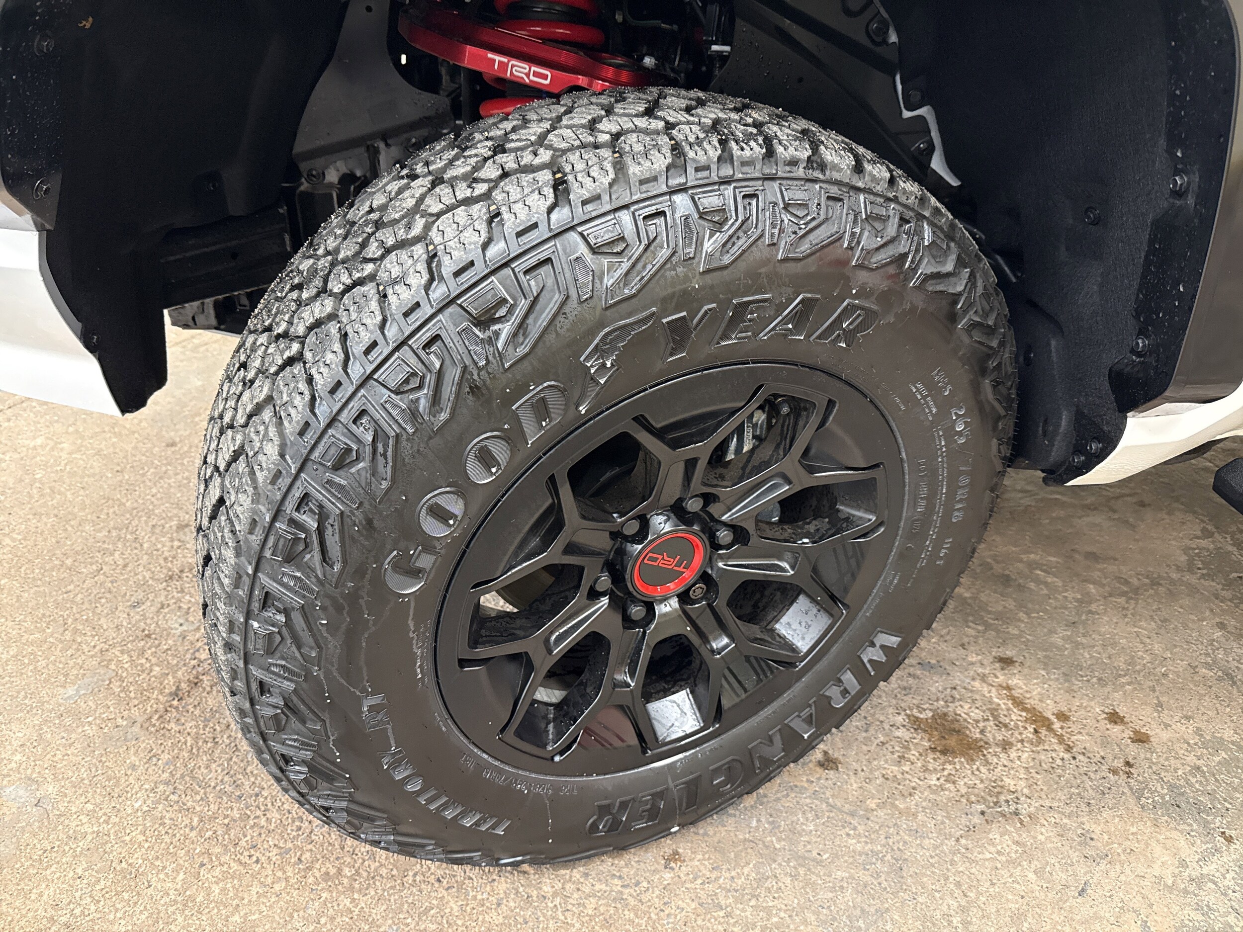 2025 Toyota Tacoma TRD Pro photo 4