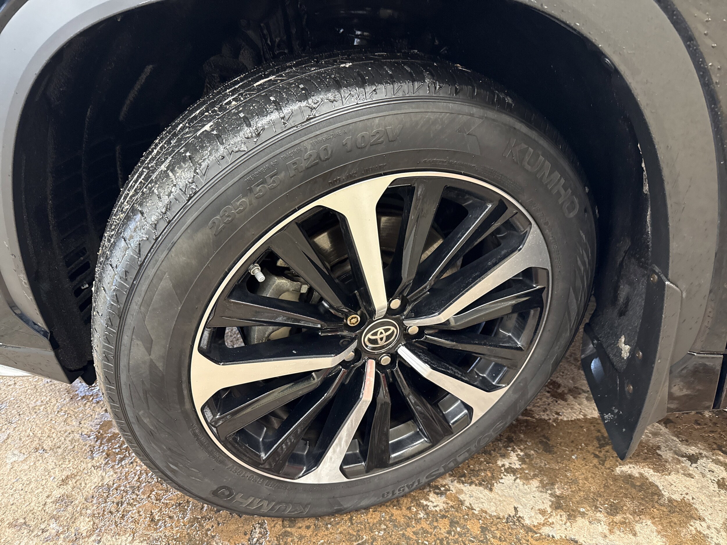 2021 Toyota Highlander XSE photo 4