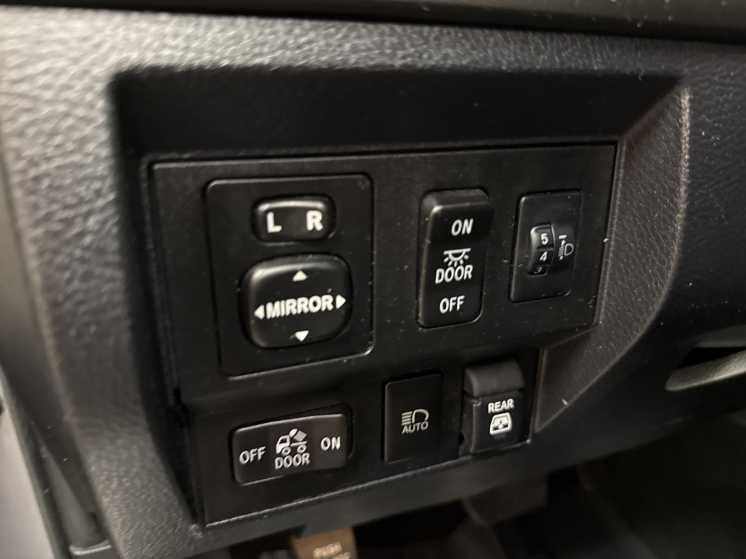 2019 Toyota Tundra SR5 - Photo 40