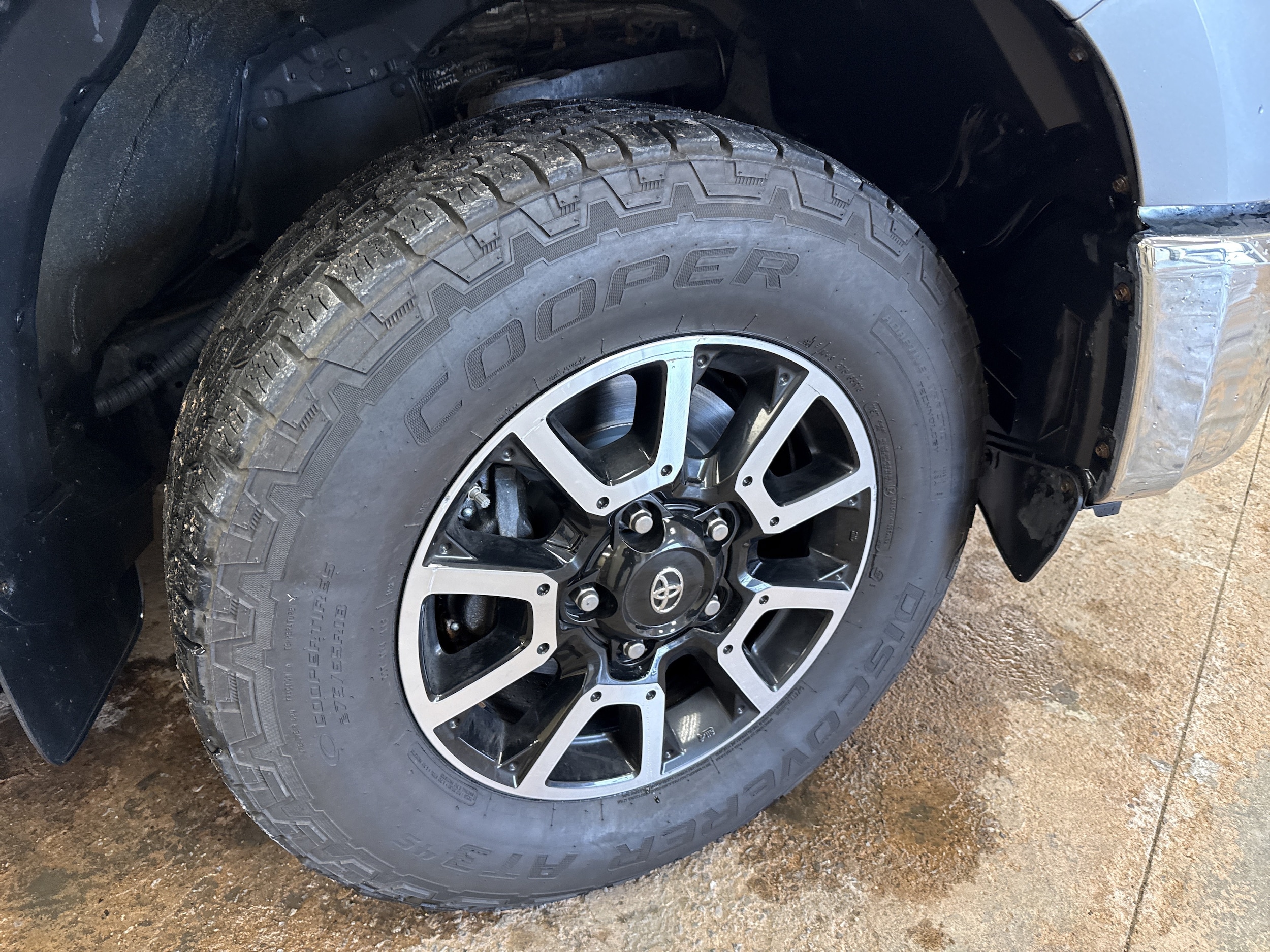 2019 Toyota Tundra SR5 - Photo 12