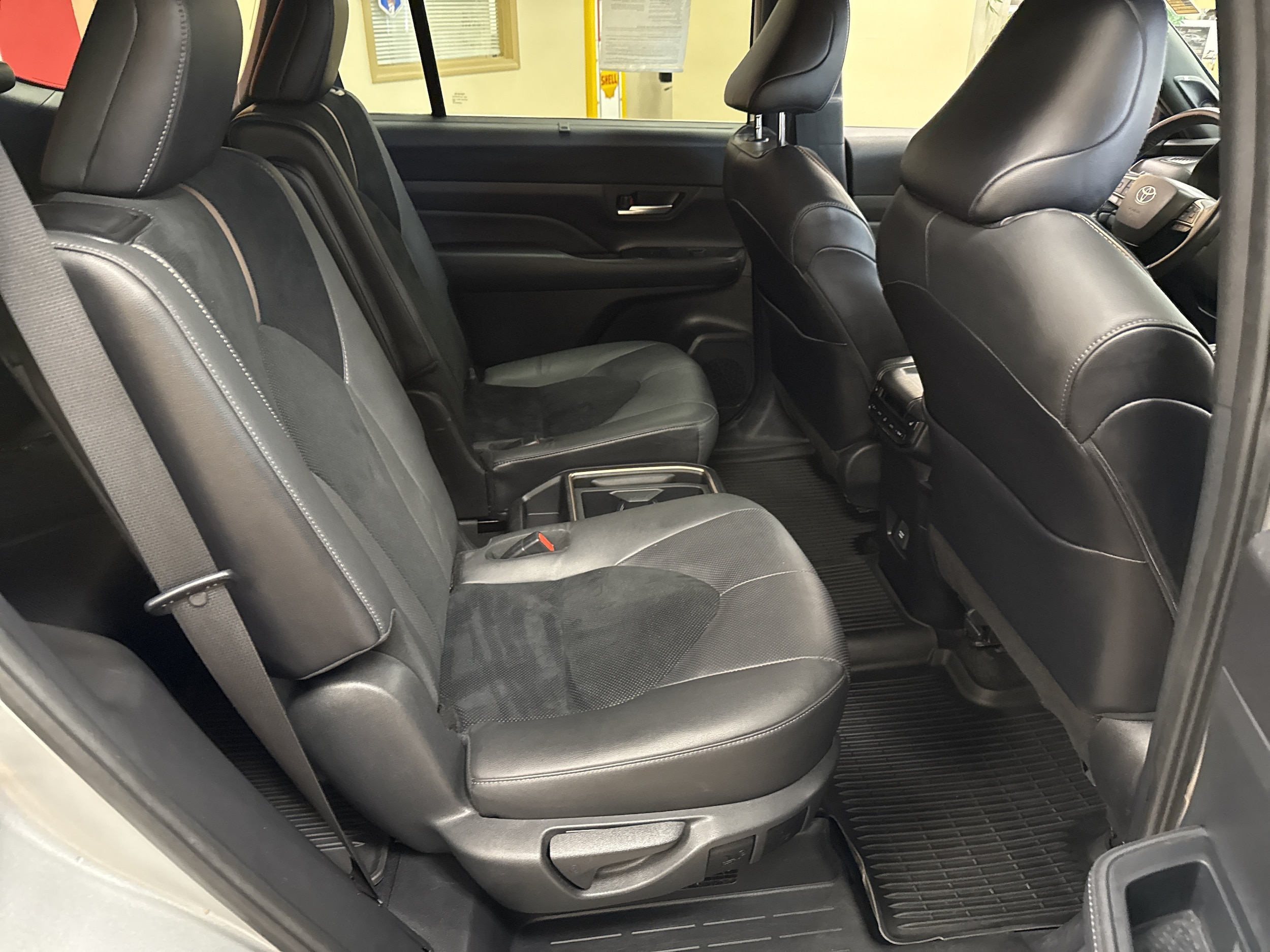 2024 Toyota Grand Highlander Limited - Photo 21