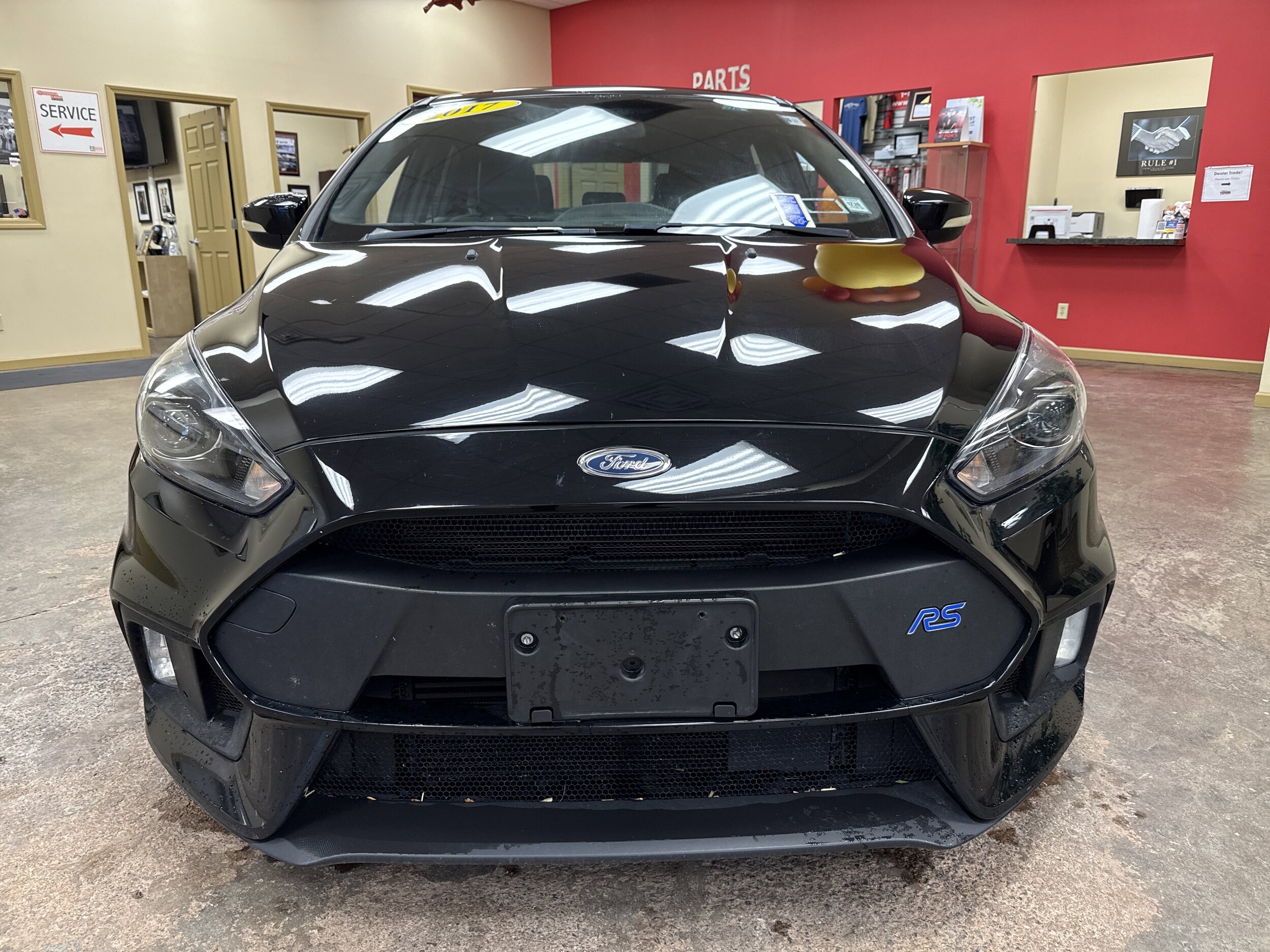 2017 Ford Focus RS photo 2