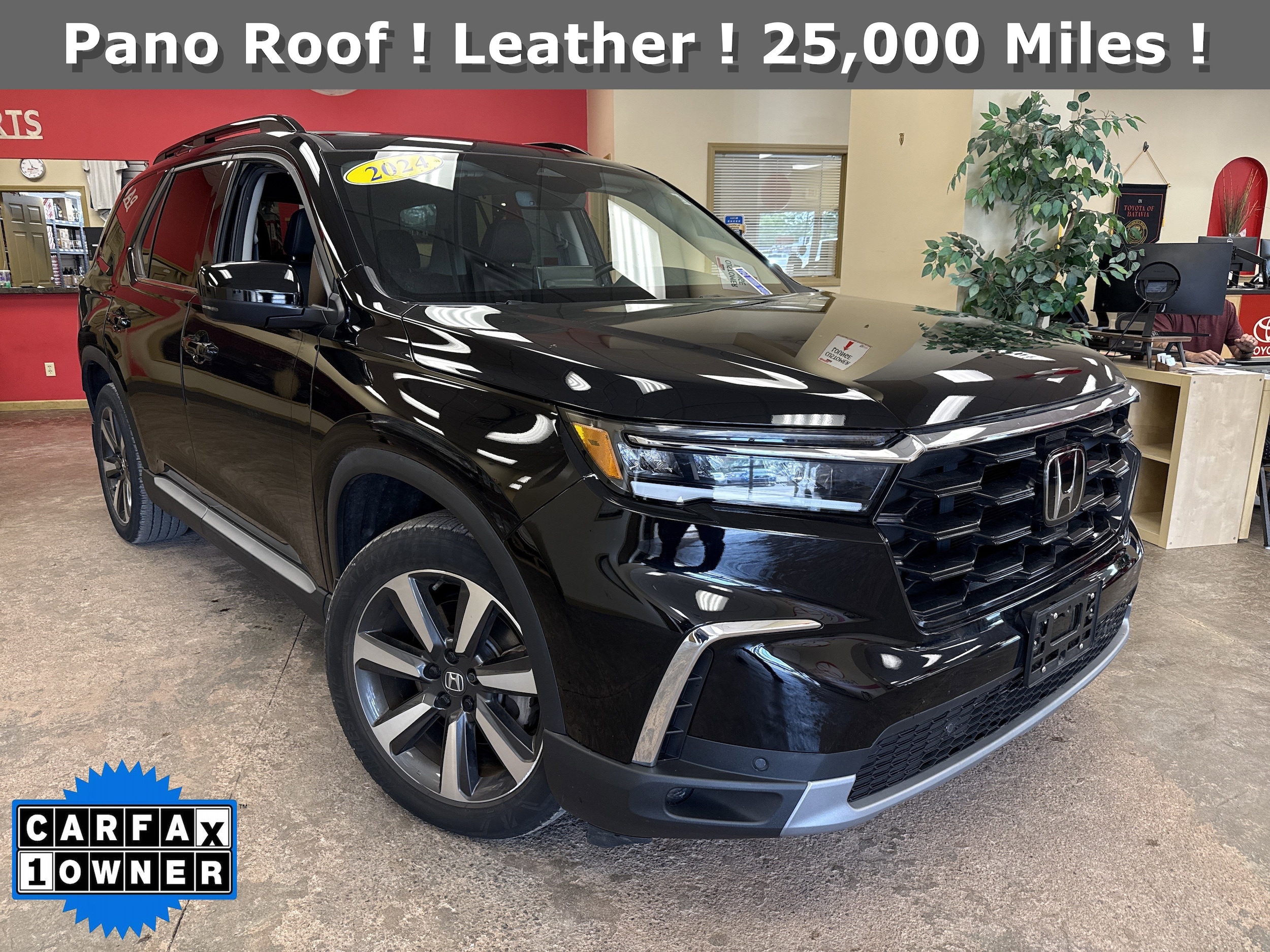 2024 Honda Pilot Touring AWD's photo