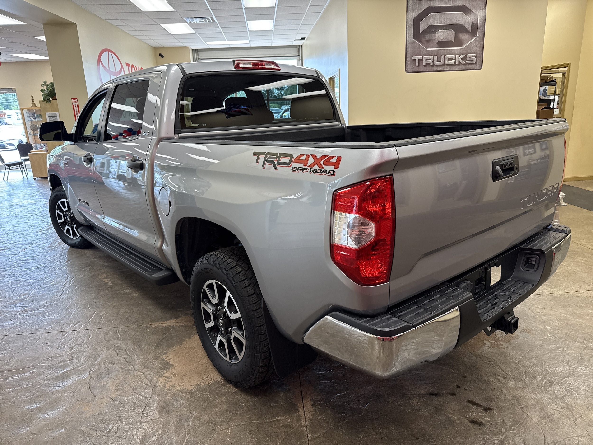 2019 Toyota Tundra SR5 - Photo 21