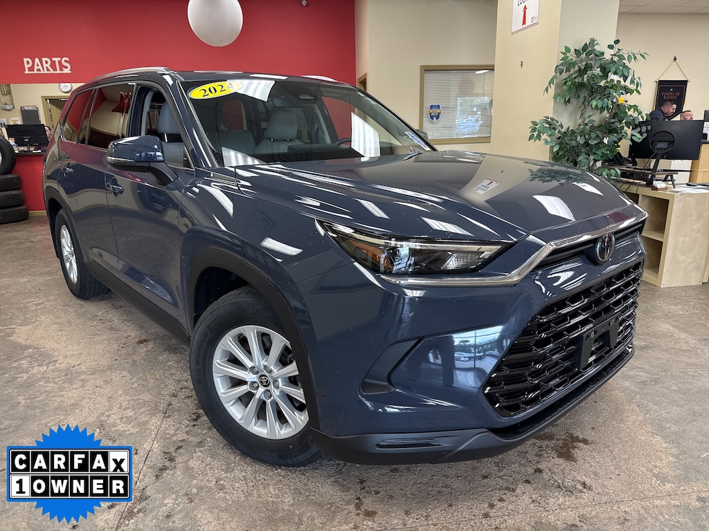 Used 2024 Toyota Grand Highlander XLE SUV