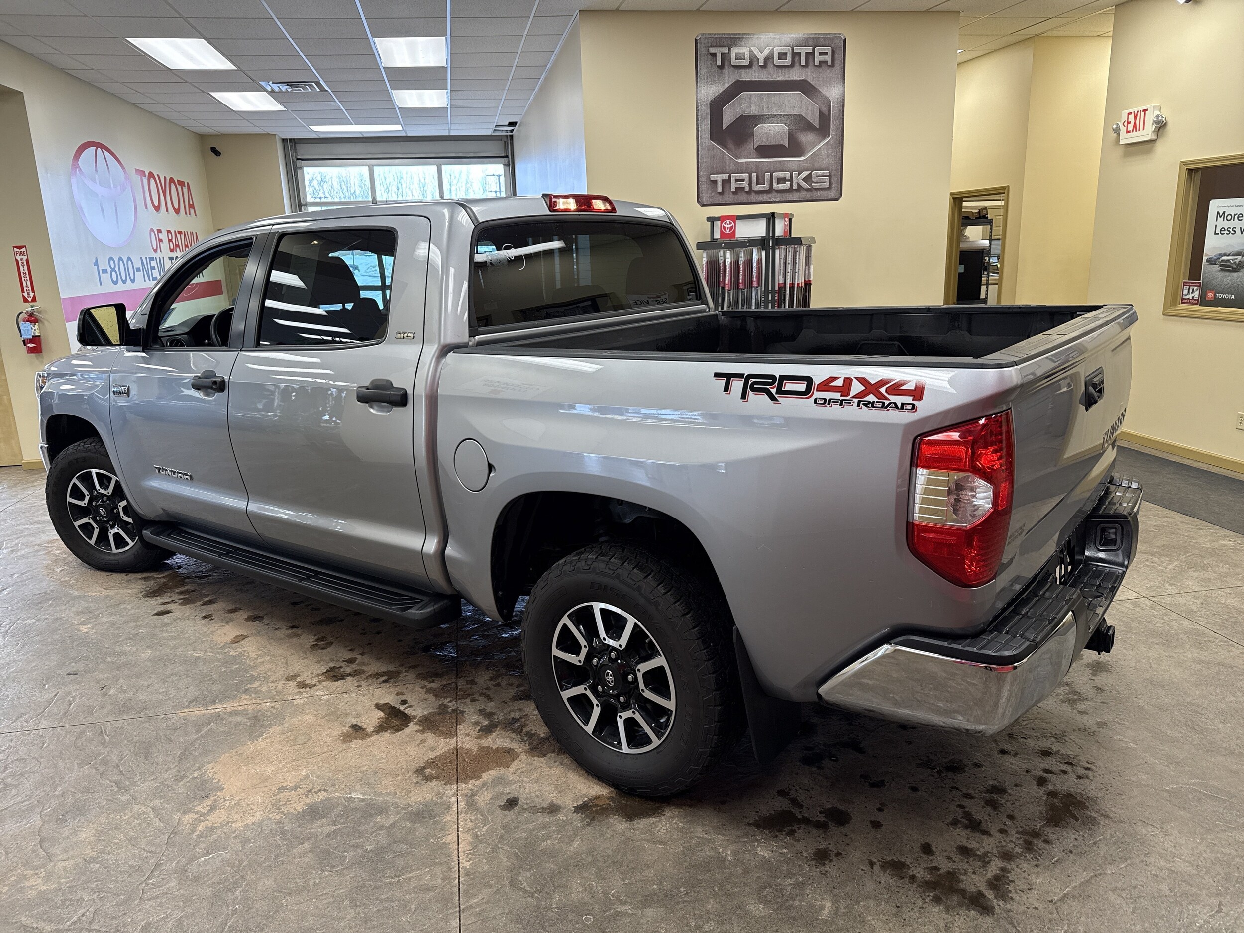 2019 Toyota Tundra SR5 - Photo 8