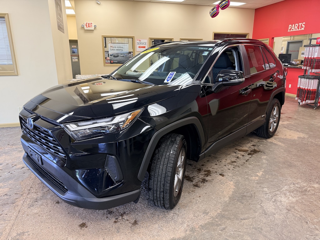Used 2023 Toyota RAV4 Hybrid XLE SUV