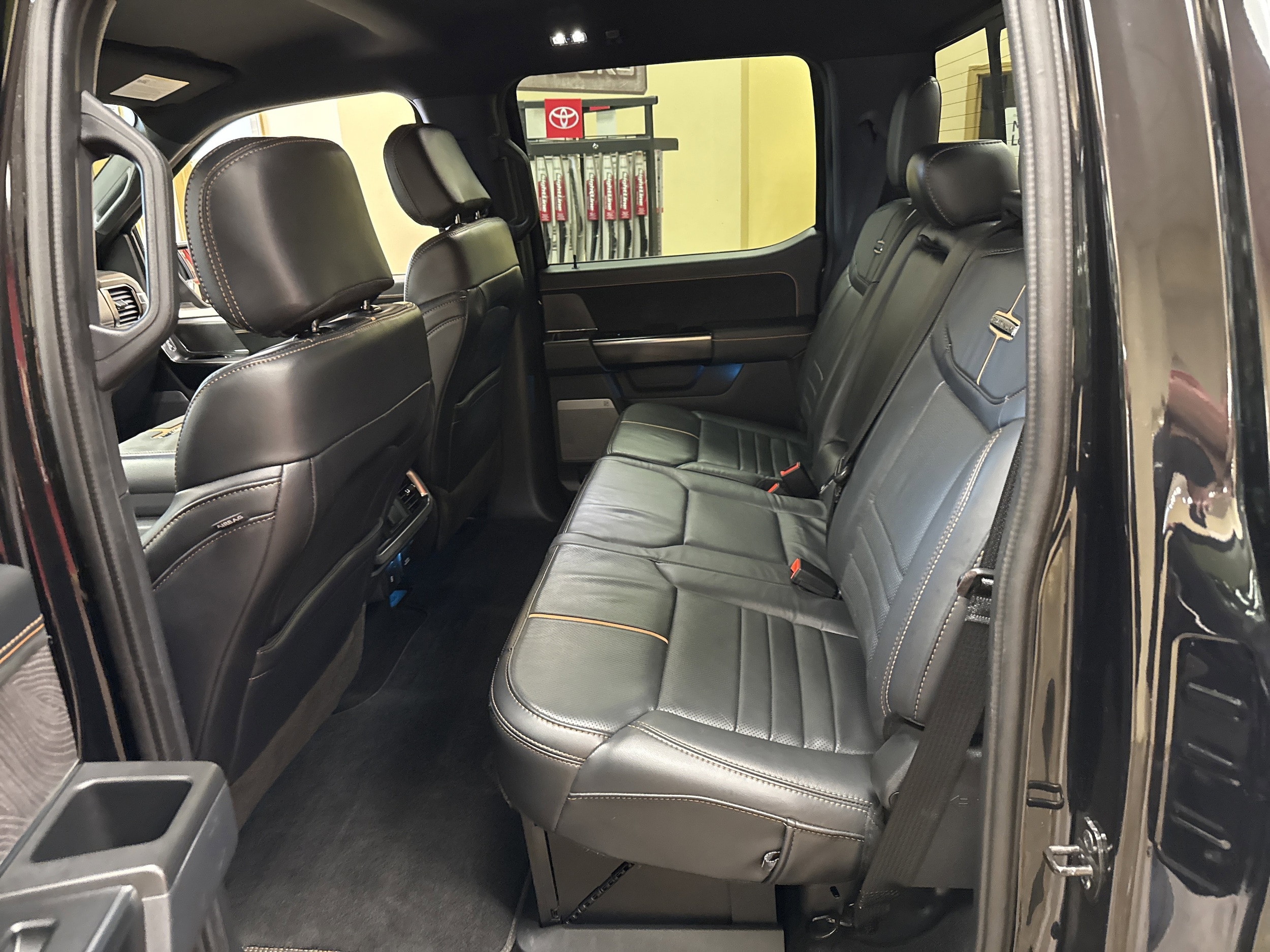 2023 Ford F-150 Platinum - Photo 25