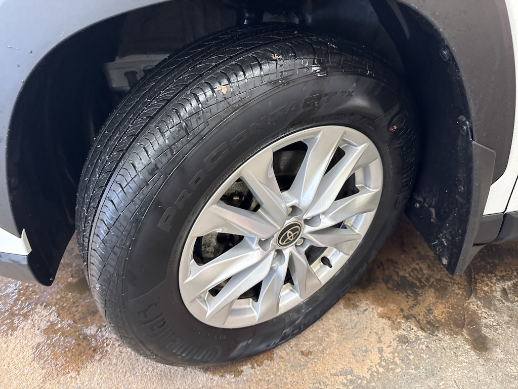 Used 2023 Toyota Corolla Cross LE SUV