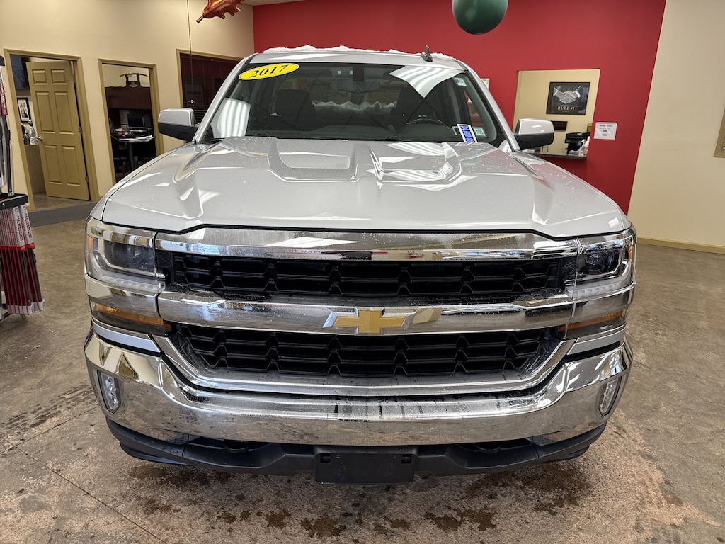 Used 2017 Chevrolet Silverado 1500 LT w/1LT Truck Double Cab