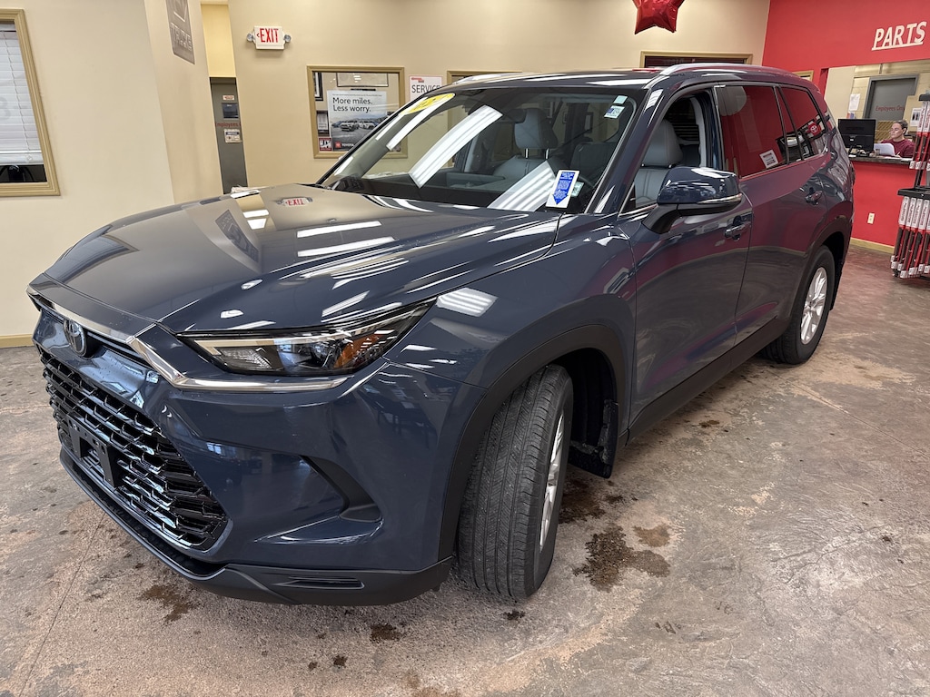 Used 2024 Toyota Grand Highlander XLE SUV