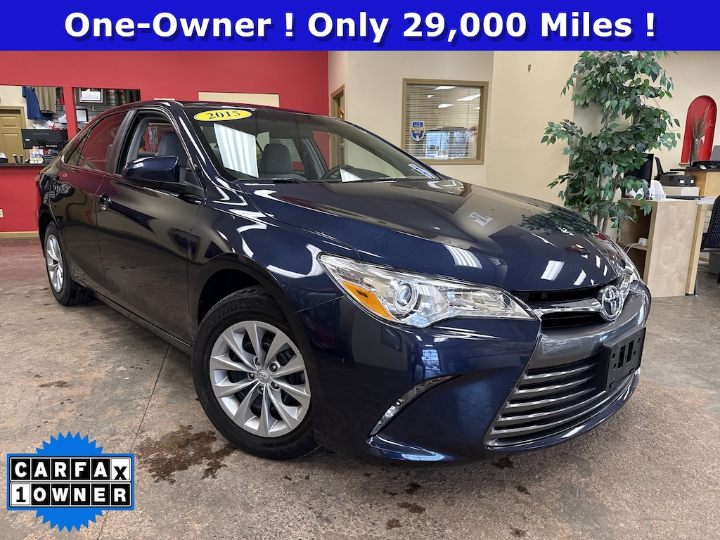 Used 2015 Toyota Camry LE Sedan
