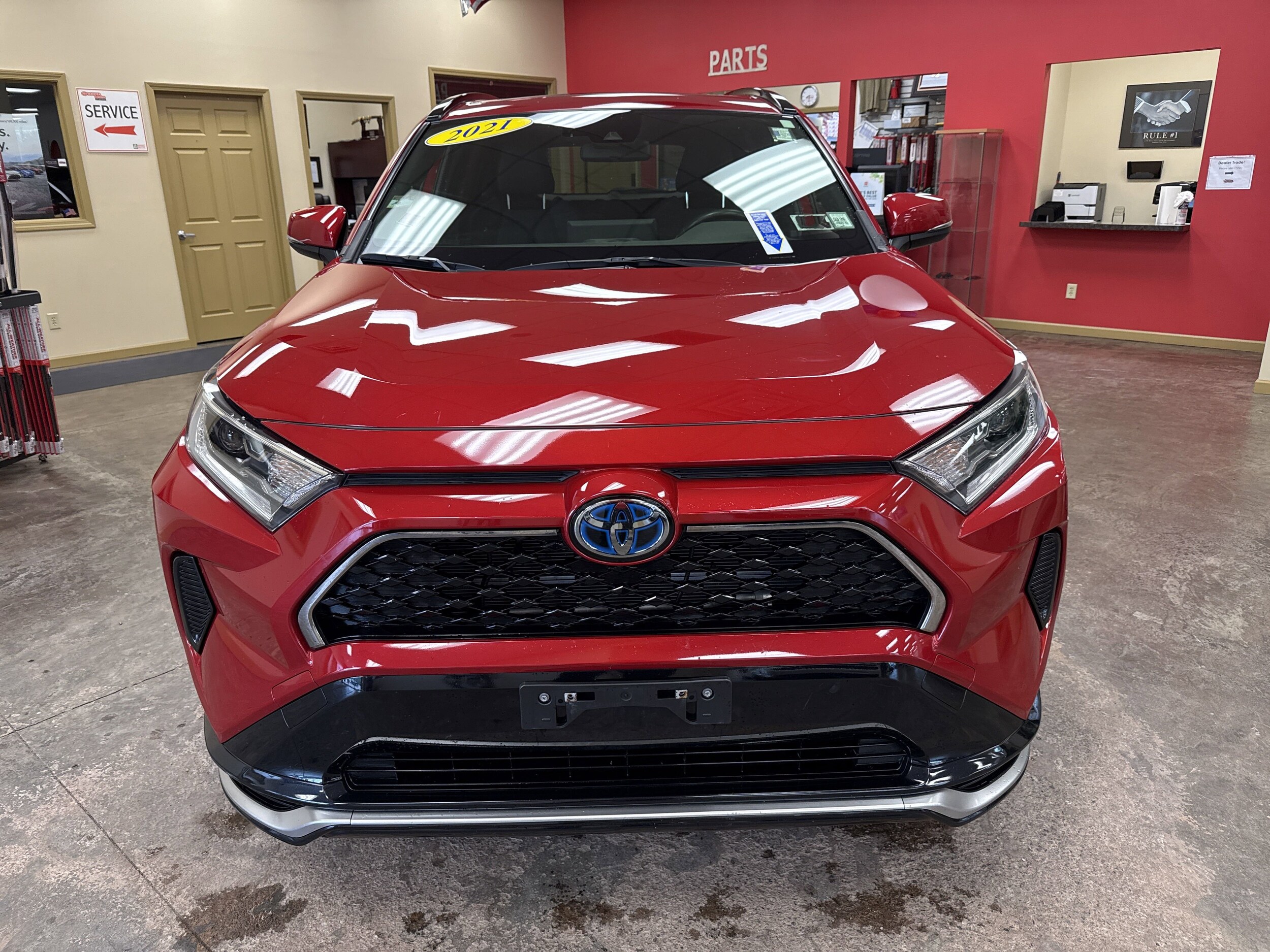 2021 Toyota RAV4 Prime XLE Premium photo 2