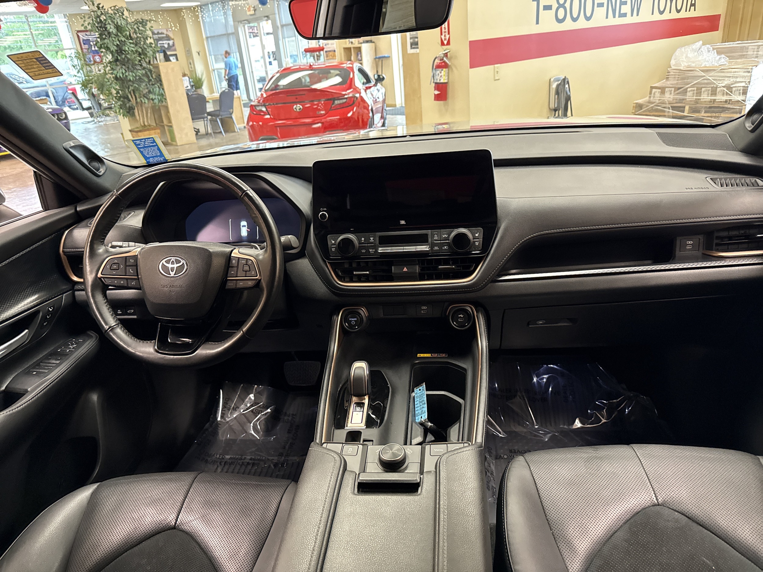 2024 Toyota Grand Highlander Limited - Photo 23