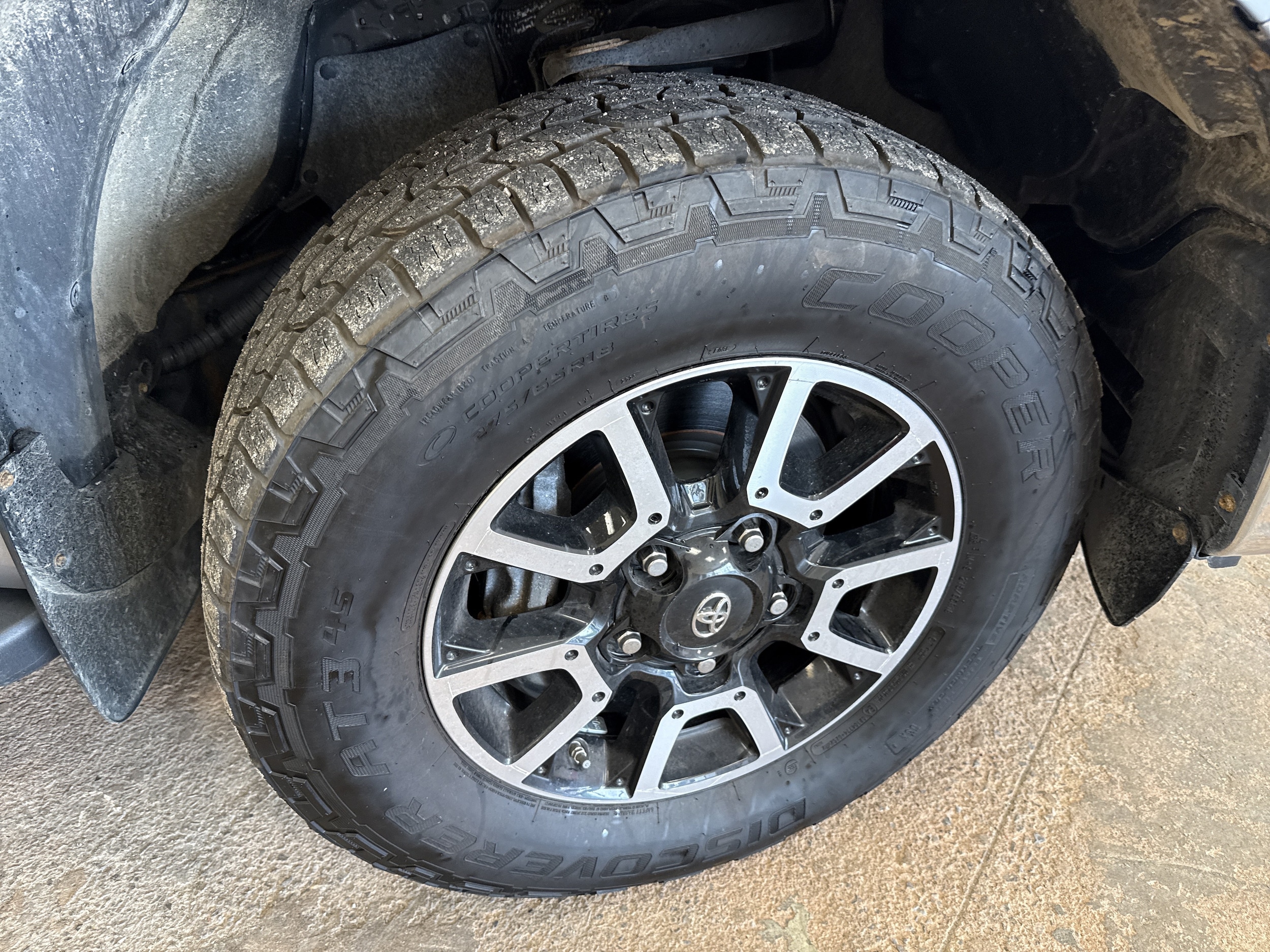 2019 Toyota Tundra SR5 - Photo 28
