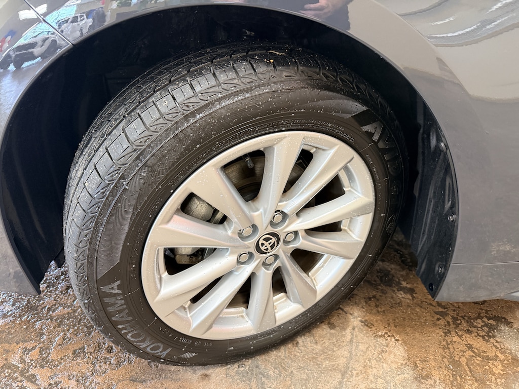 Used 2026 Toyota Corolla Hybrid XLE Sedan