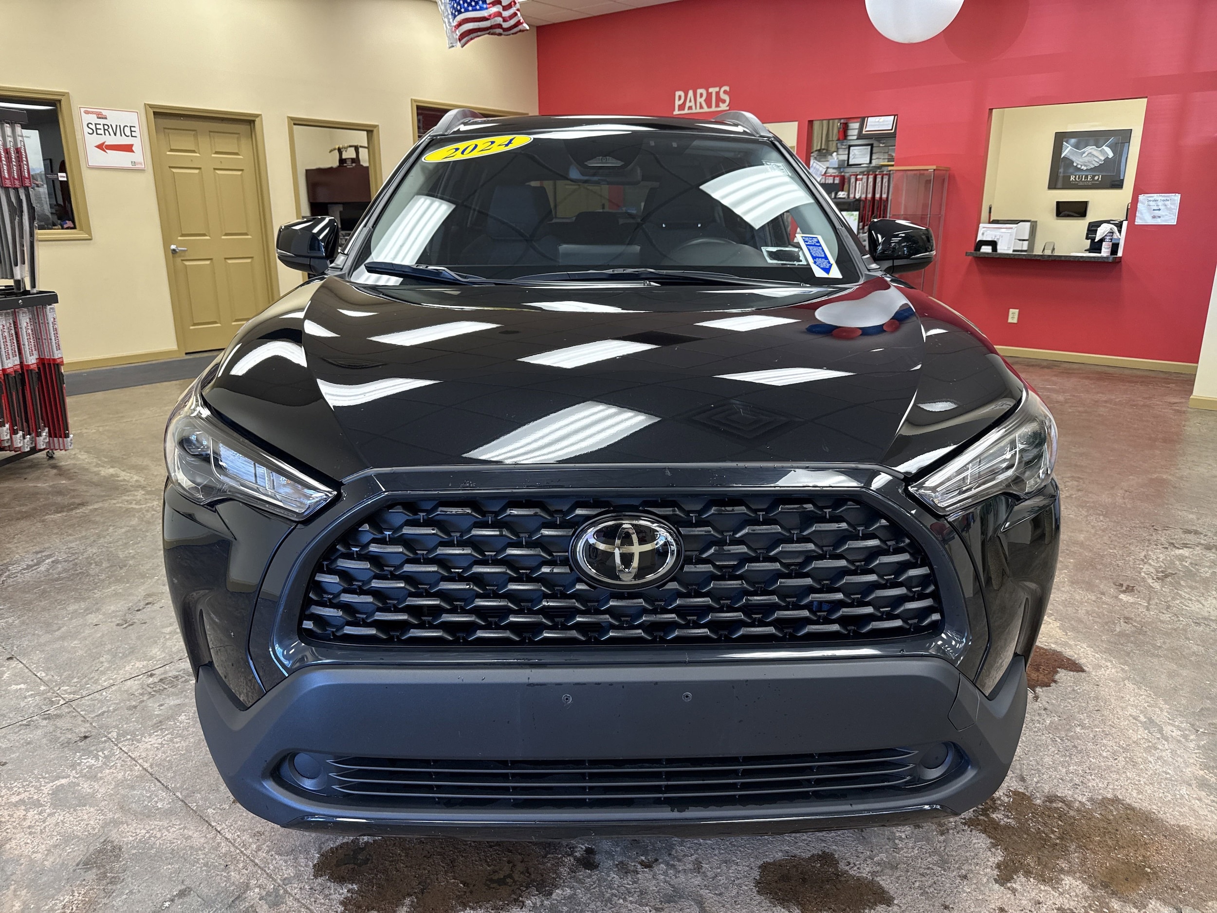 Used 2024 Toyota Corolla Cross LE with VIN 7MUBAABG9RV104475 for sale in Northfield, Minnesota