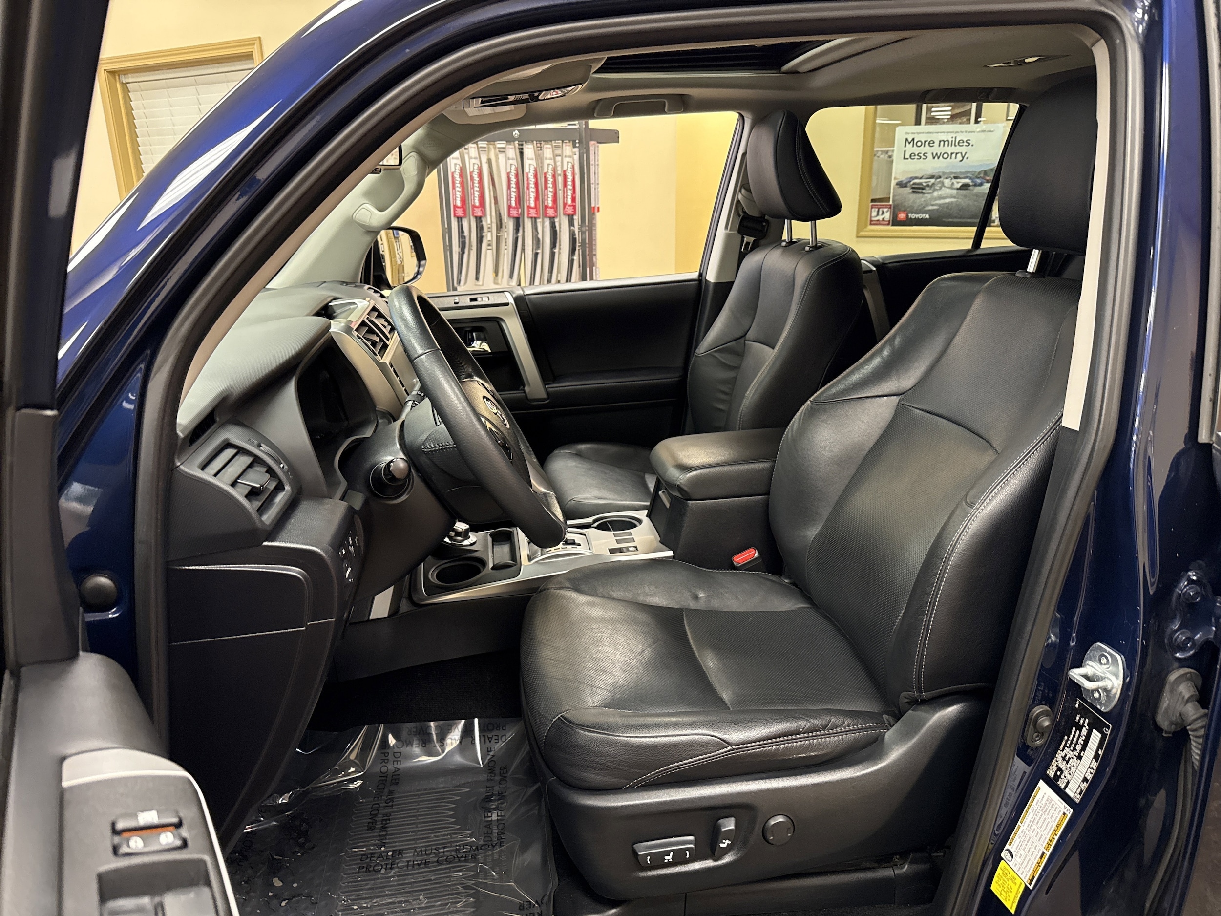 2022 Toyota 4Runner Limited - Photo 8