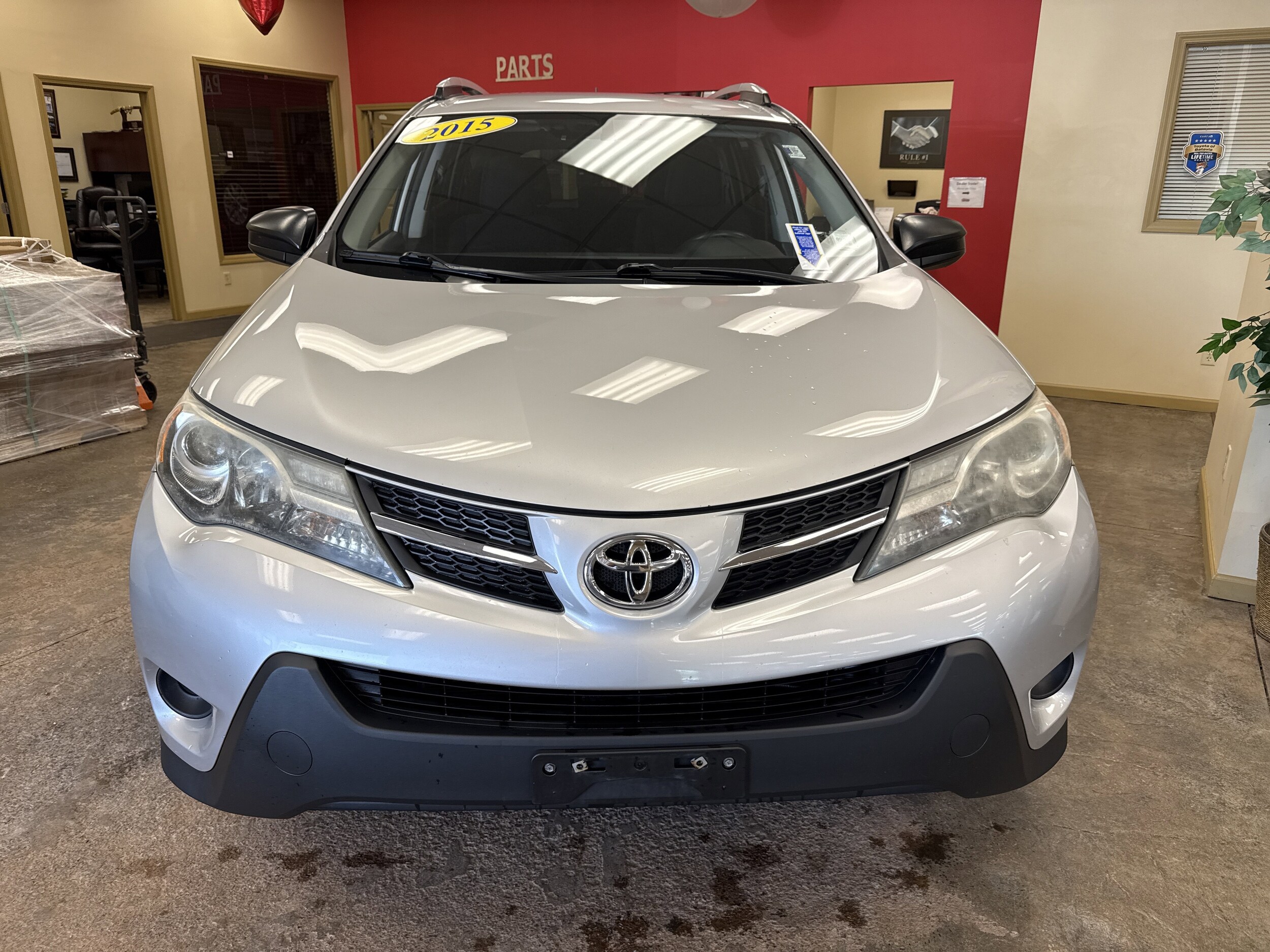 Used 2015 Toyota RAV4 LE with VIN 2T3BFREV1FW339015 for sale in Batavia, NY