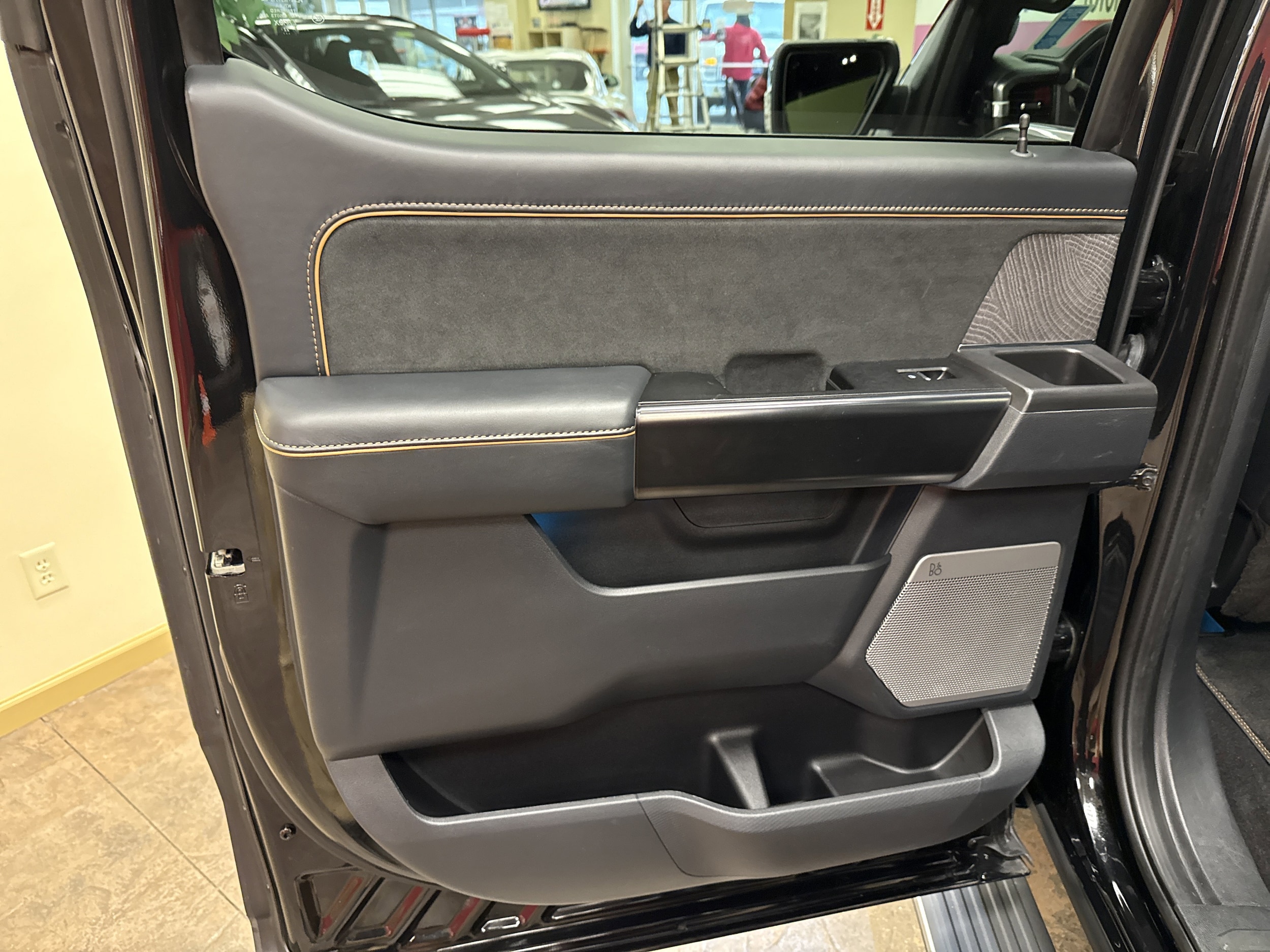 2023 Ford F-150 Platinum - Photo 24