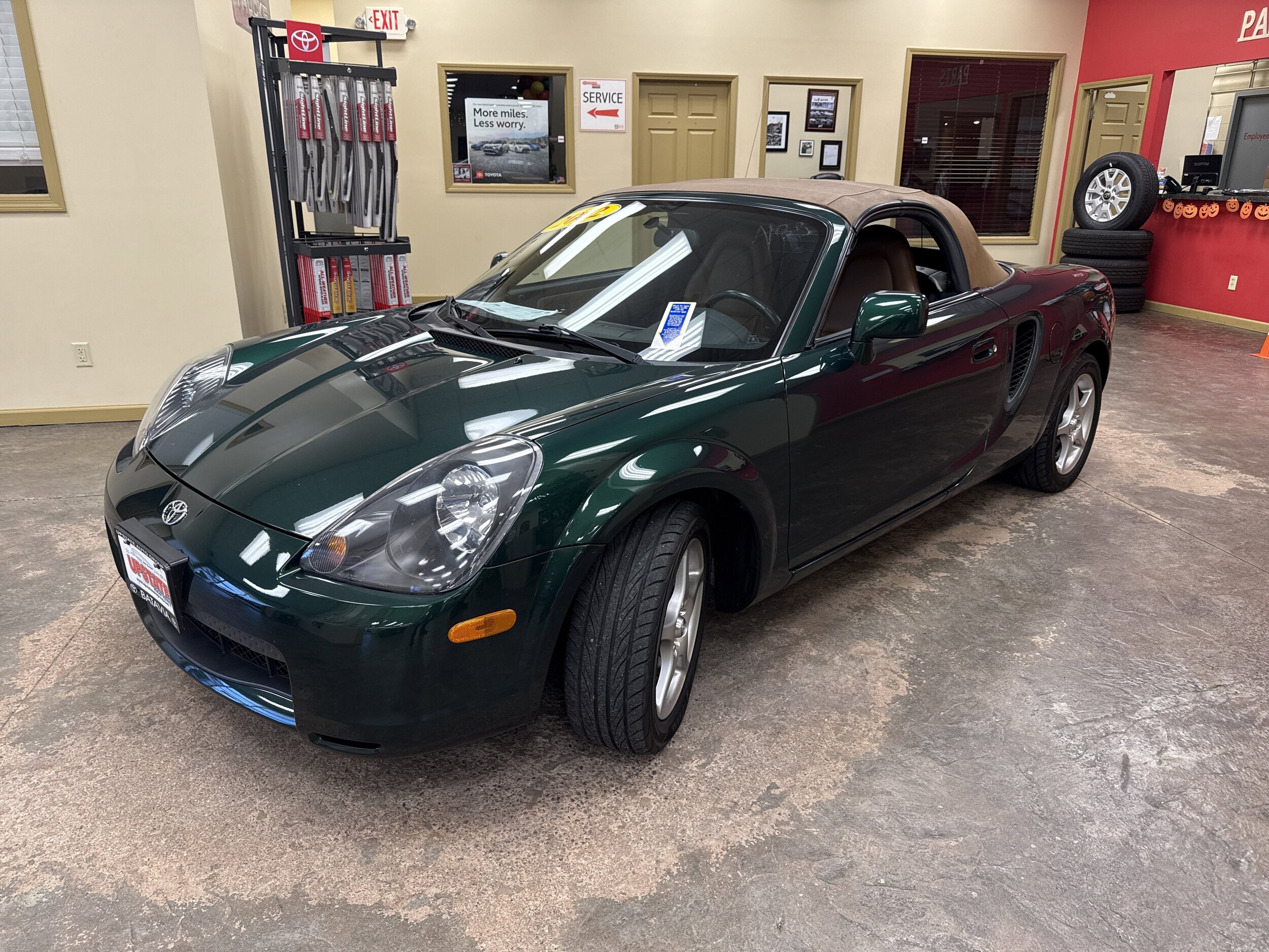 2002 Toyota MR2 Spyder Base photo 2