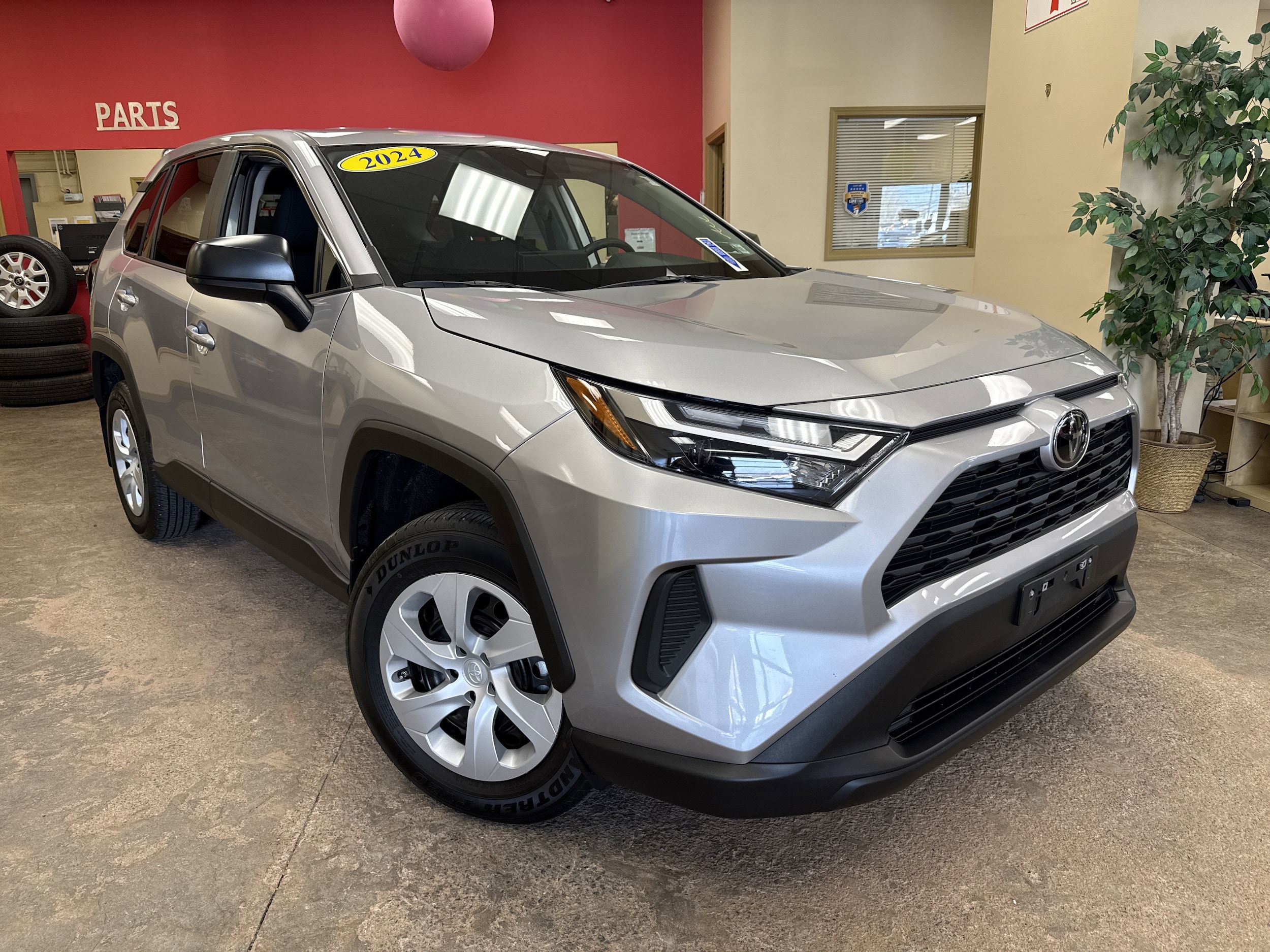 2024 Toyota RAV4 LE