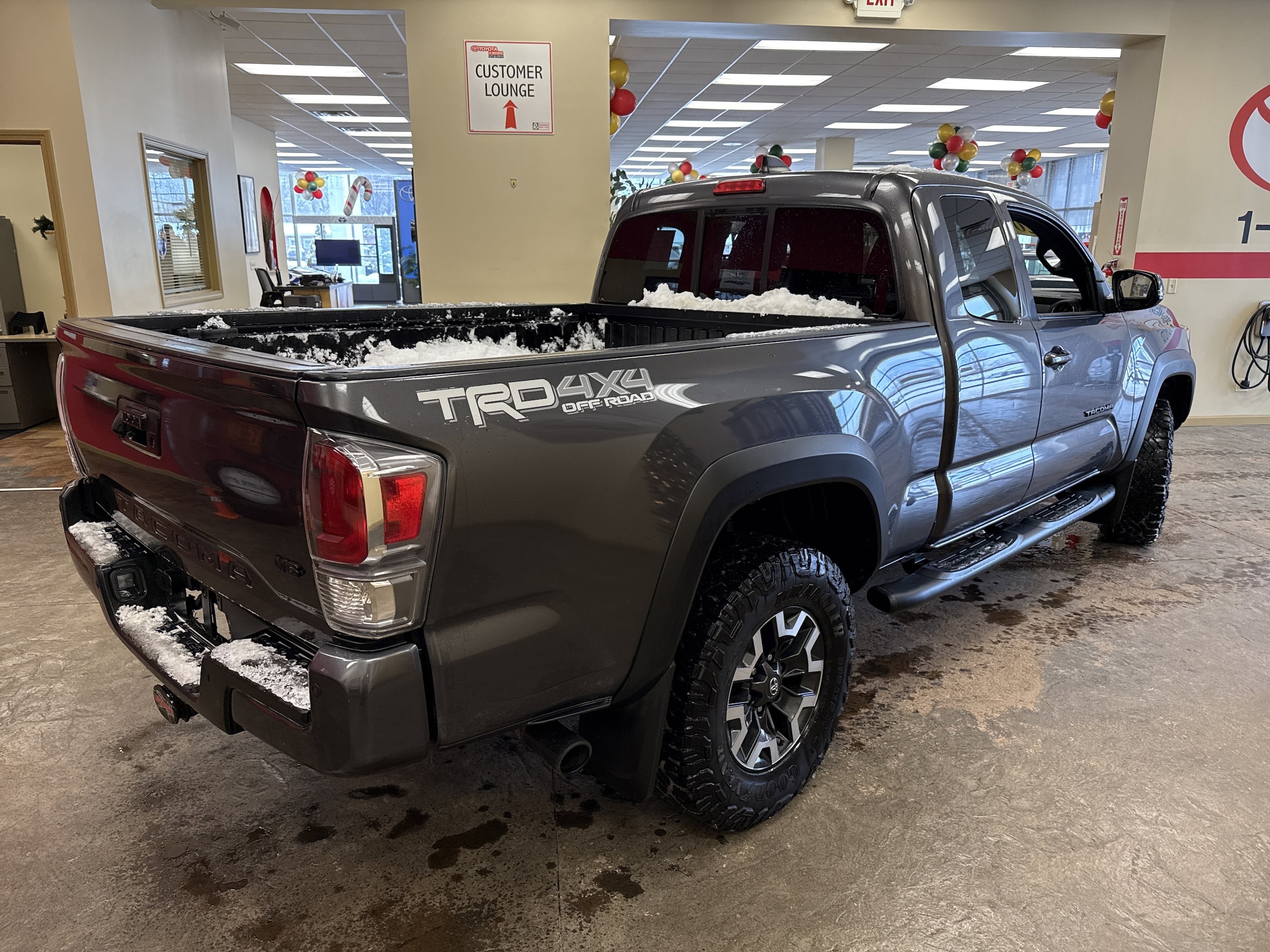 2021 Toyota Tacoma TRD Off Road - Photo 9