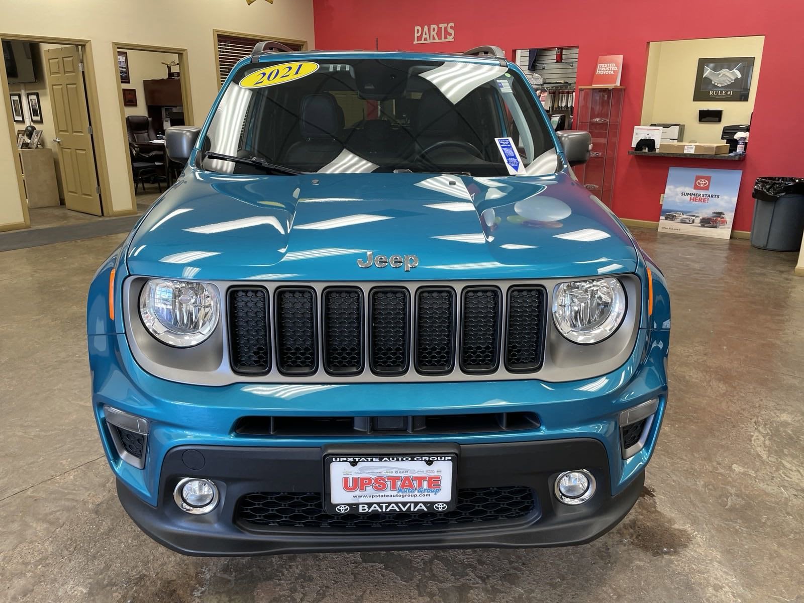 Used 2021 Jeep Renegade Limited with VIN ZACNJDD16MPM40573 for sale in Batavia, NY