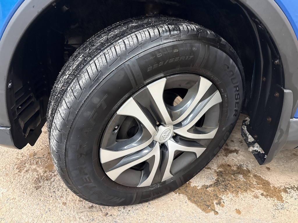 Used 2016 Toyota RAV4 LE SUV