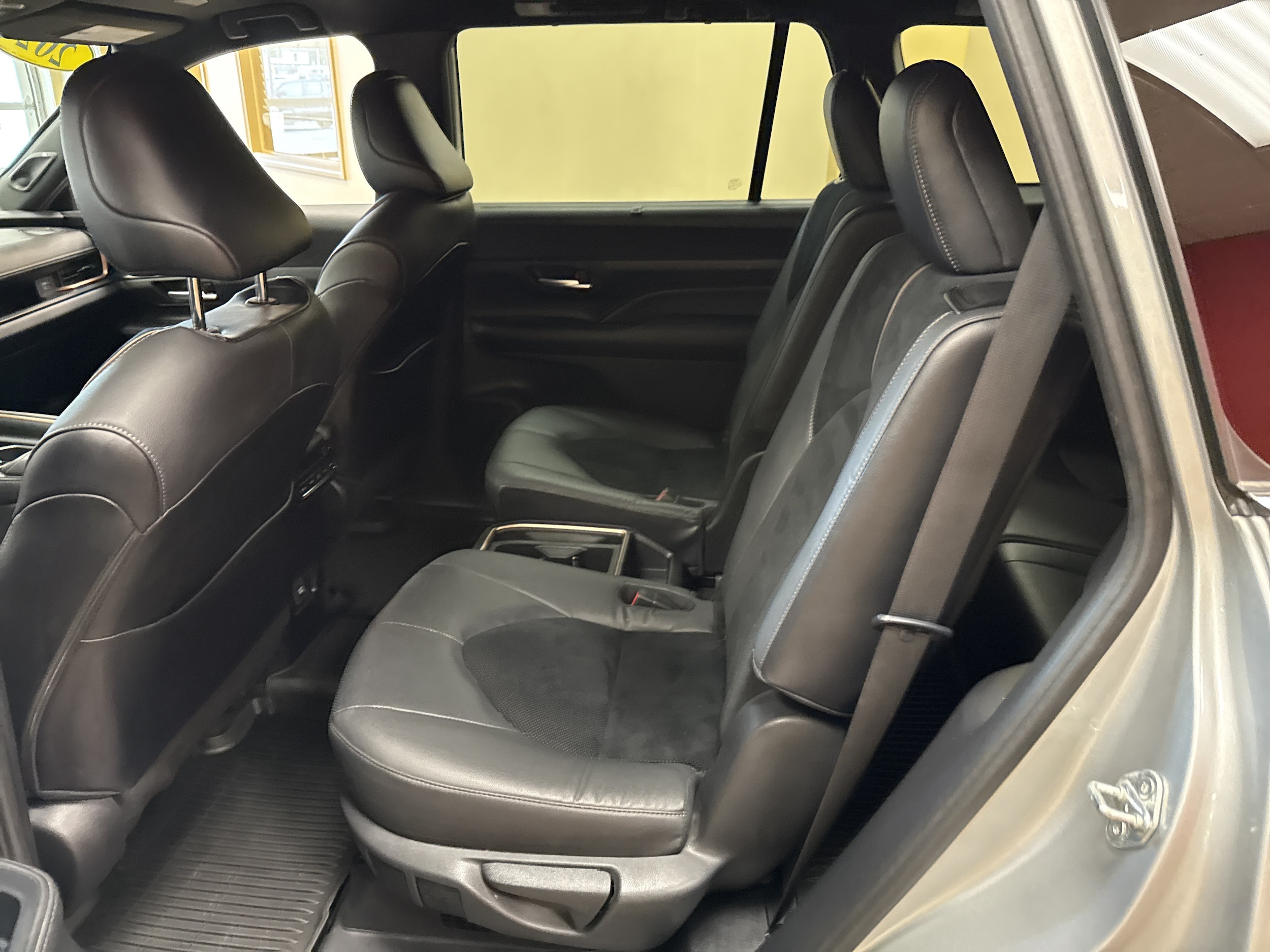 2024 Toyota Grand Highlander Limited - Photo 28