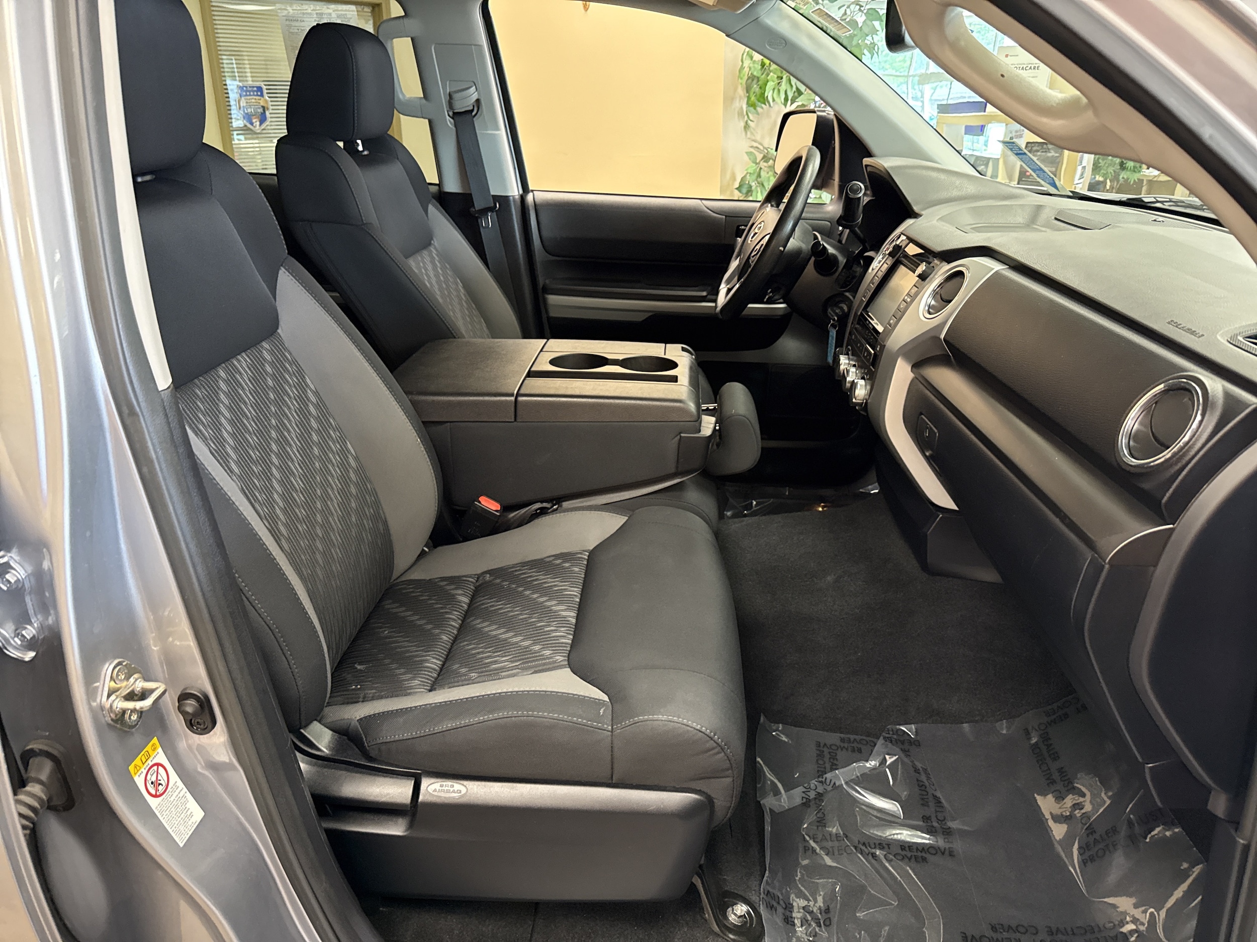 2019 Toyota Tundra SR5 - Photo 31