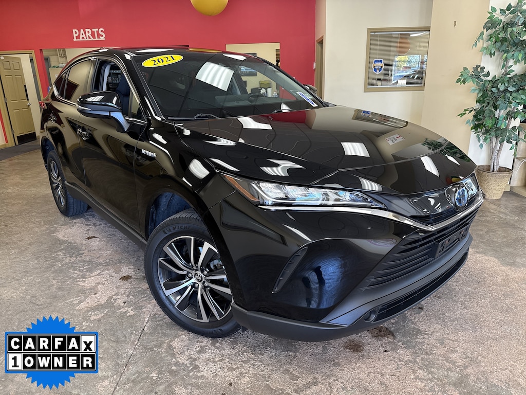 Used 2021 Toyota Venza LE SUV