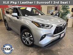 2022 Toyota Highlander XLE SUV