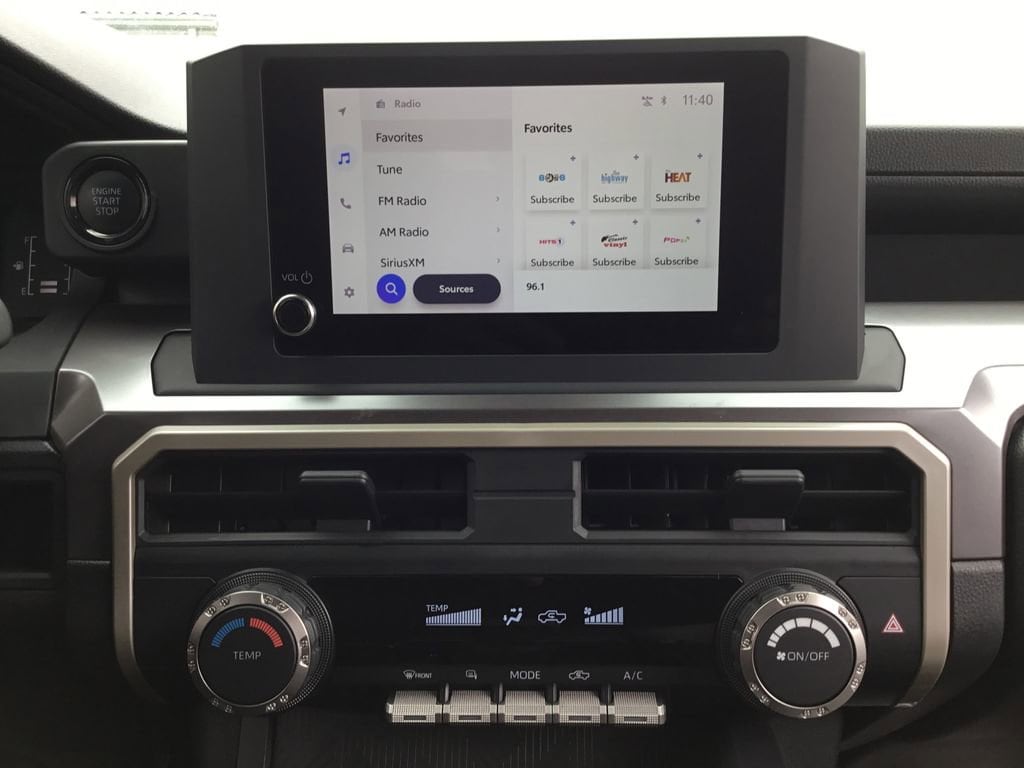 2025 Toyota Tacoma SR5 - Photo 20