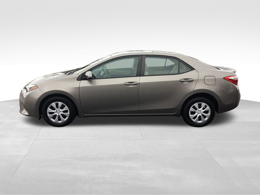2015 Toyota Corolla LE Eco photo 2