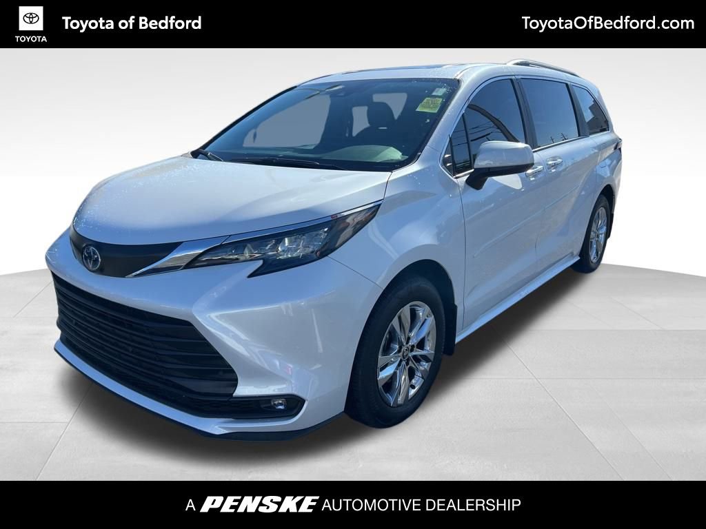 2025 Toyota Sienna Van Passenger Van 