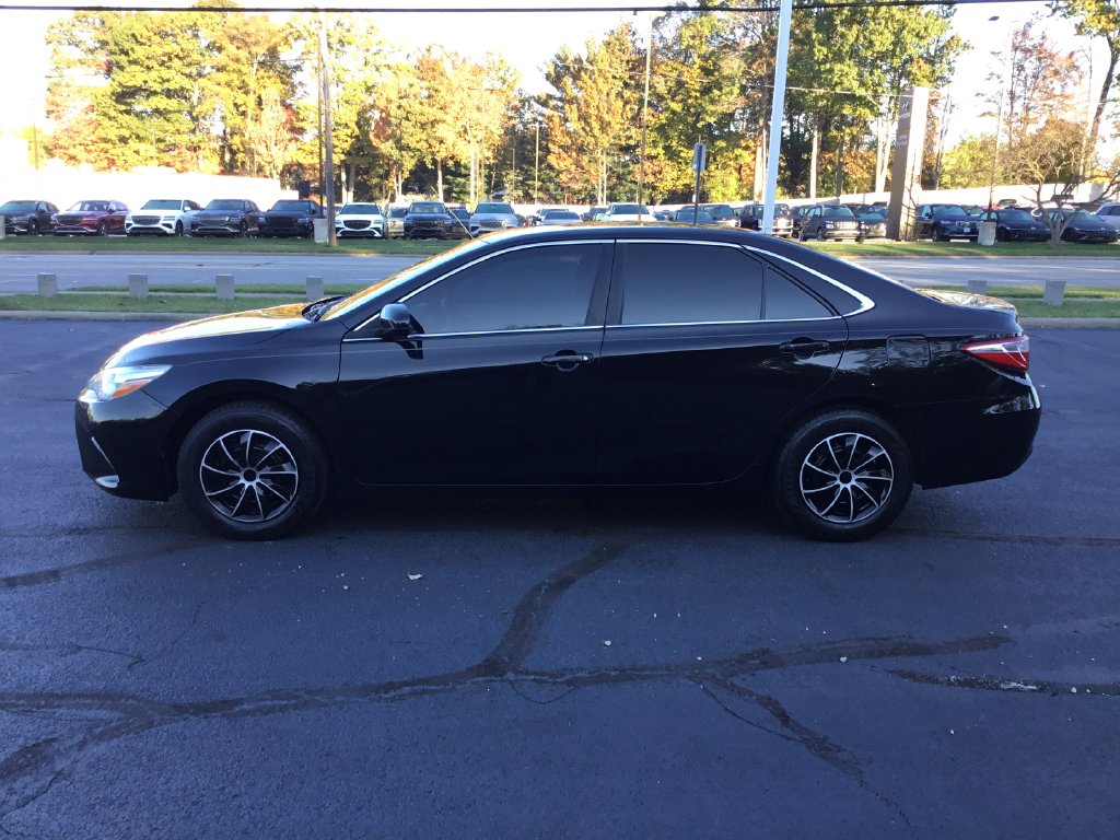 Used 2016 Toyota Camry LE with VIN 4T1BF1FK9GU205577 for sale in Bedford, OH