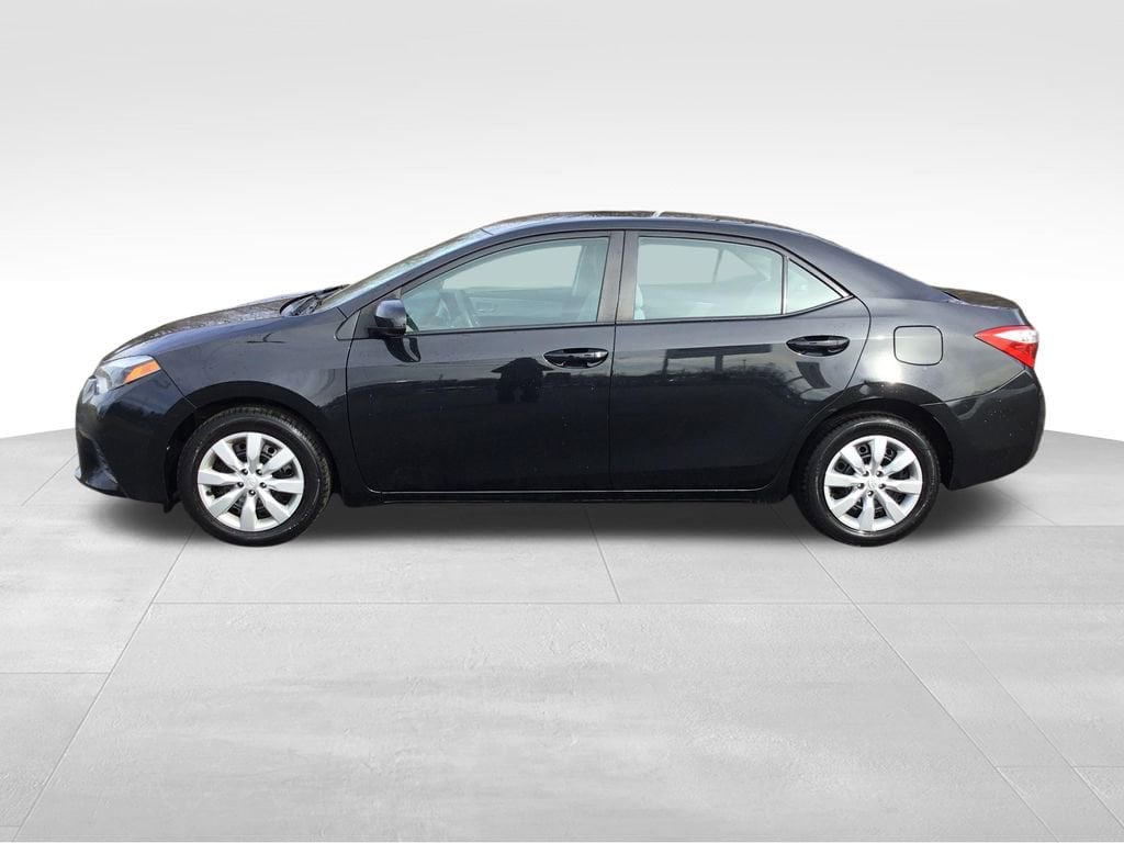 Used 2016 Toyota Corolla LE with VIN 2T1BURHE3GC606216 for sale in Bedford, OH