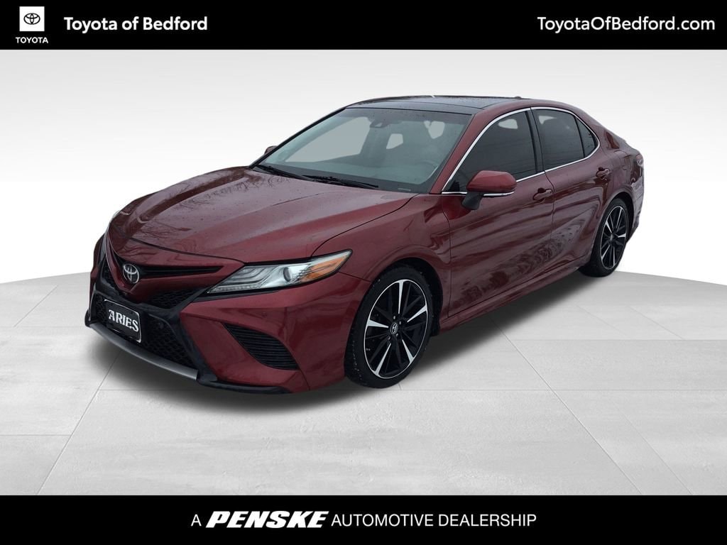 2018 Toyota Camry XSE's photo