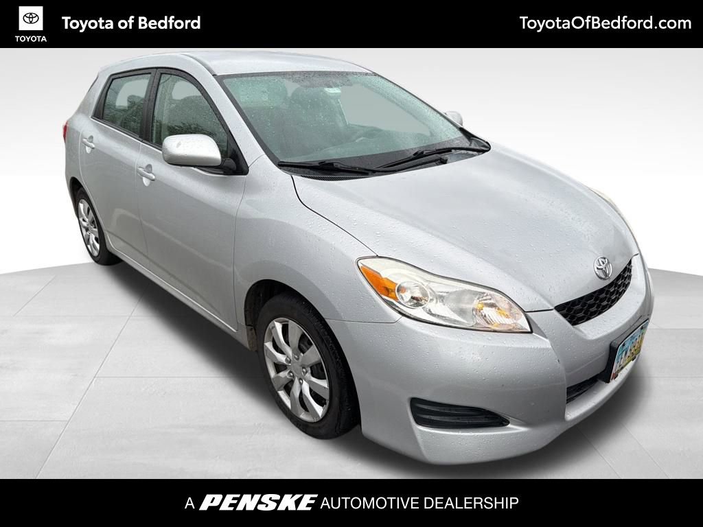 2013 Toyota Matrix L's photo