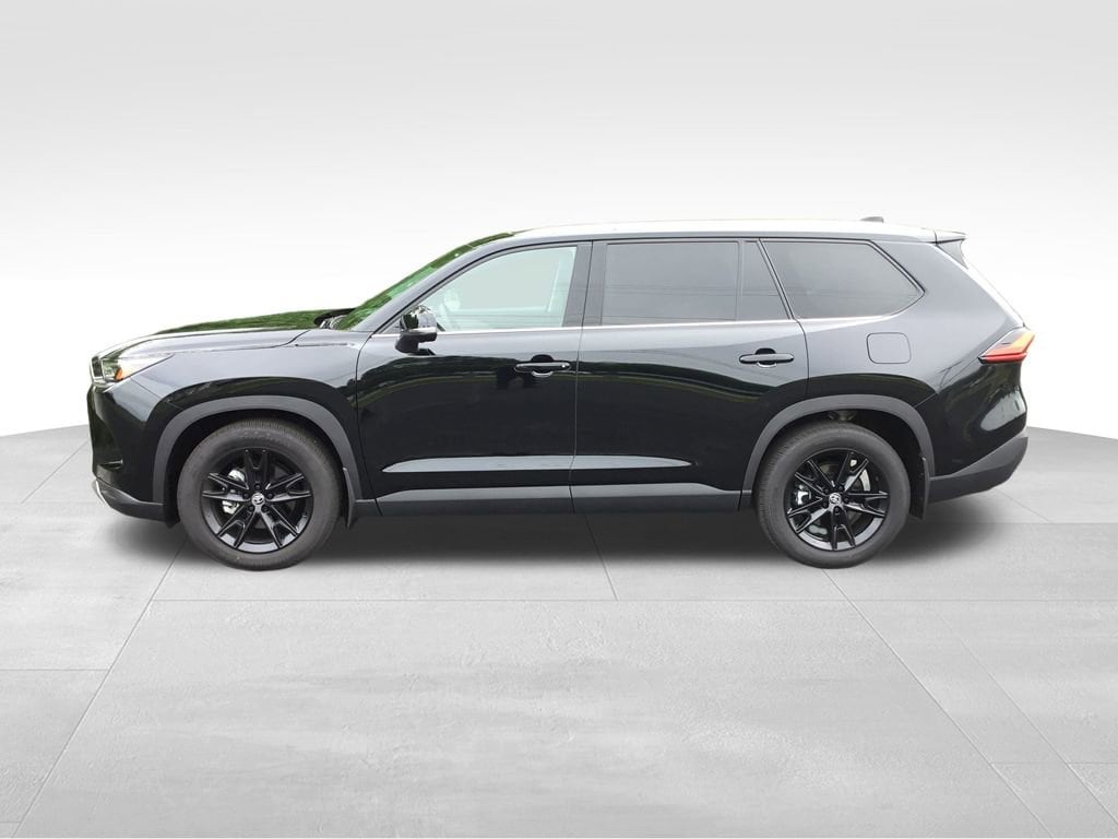 Used 2024 Toyota Grand Highlander Platinum with VIN 5TDAAAB55RS059314 for sale in Bedford, OH