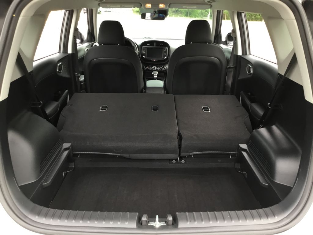 2023 Kia Soul LX - Photo 17