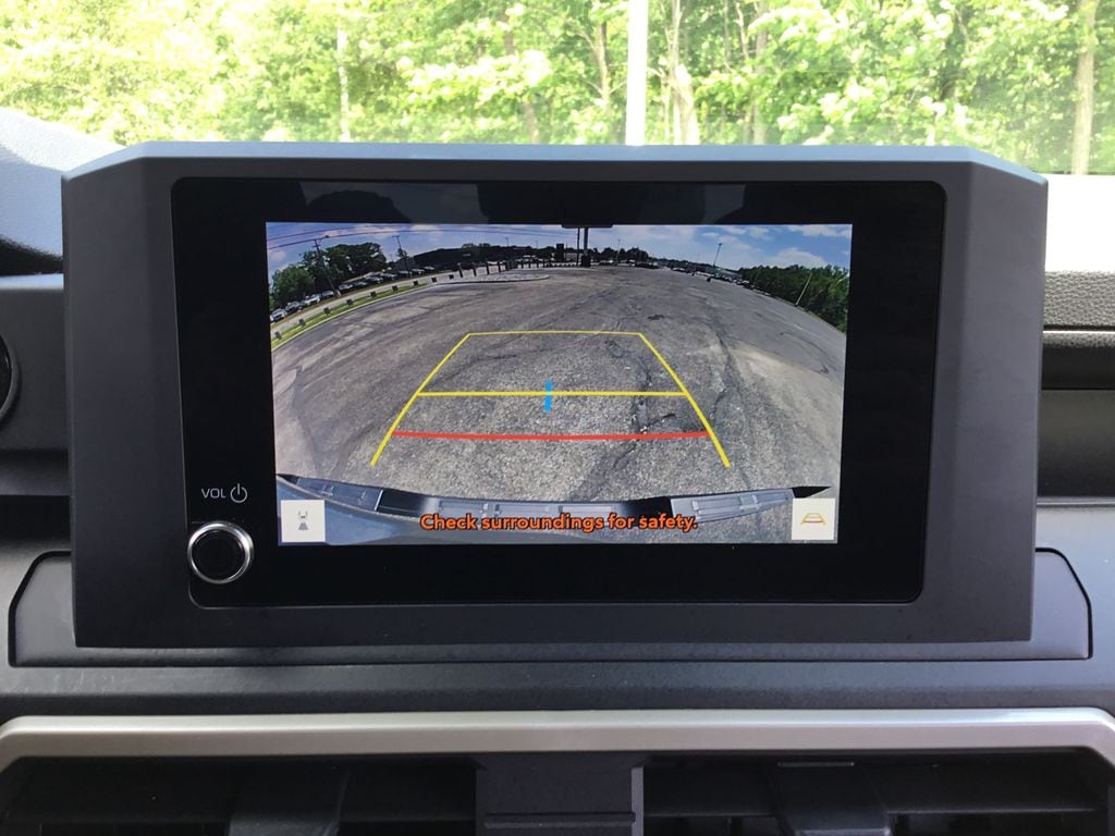 2025 Toyota Tacoma SR - Photo 19