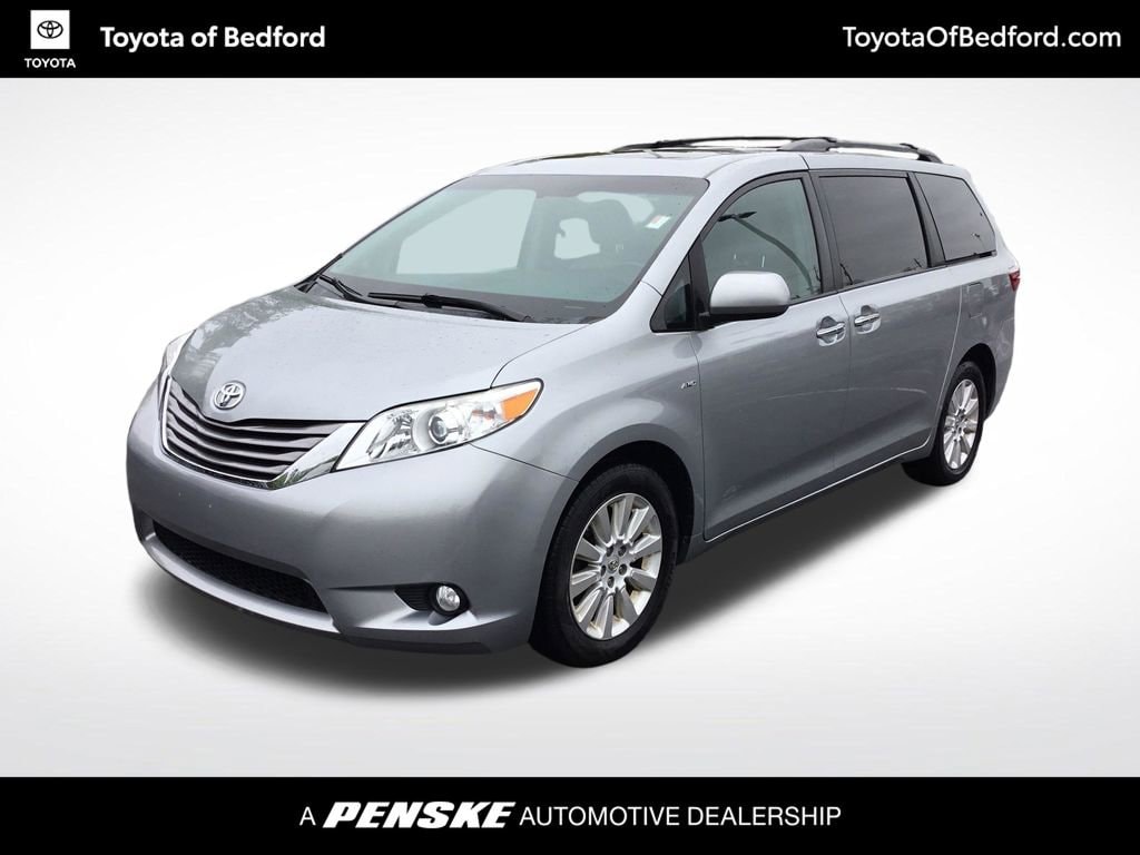 2016 Toyota Sienna XLE V6 AWD 7-Passenger's photo